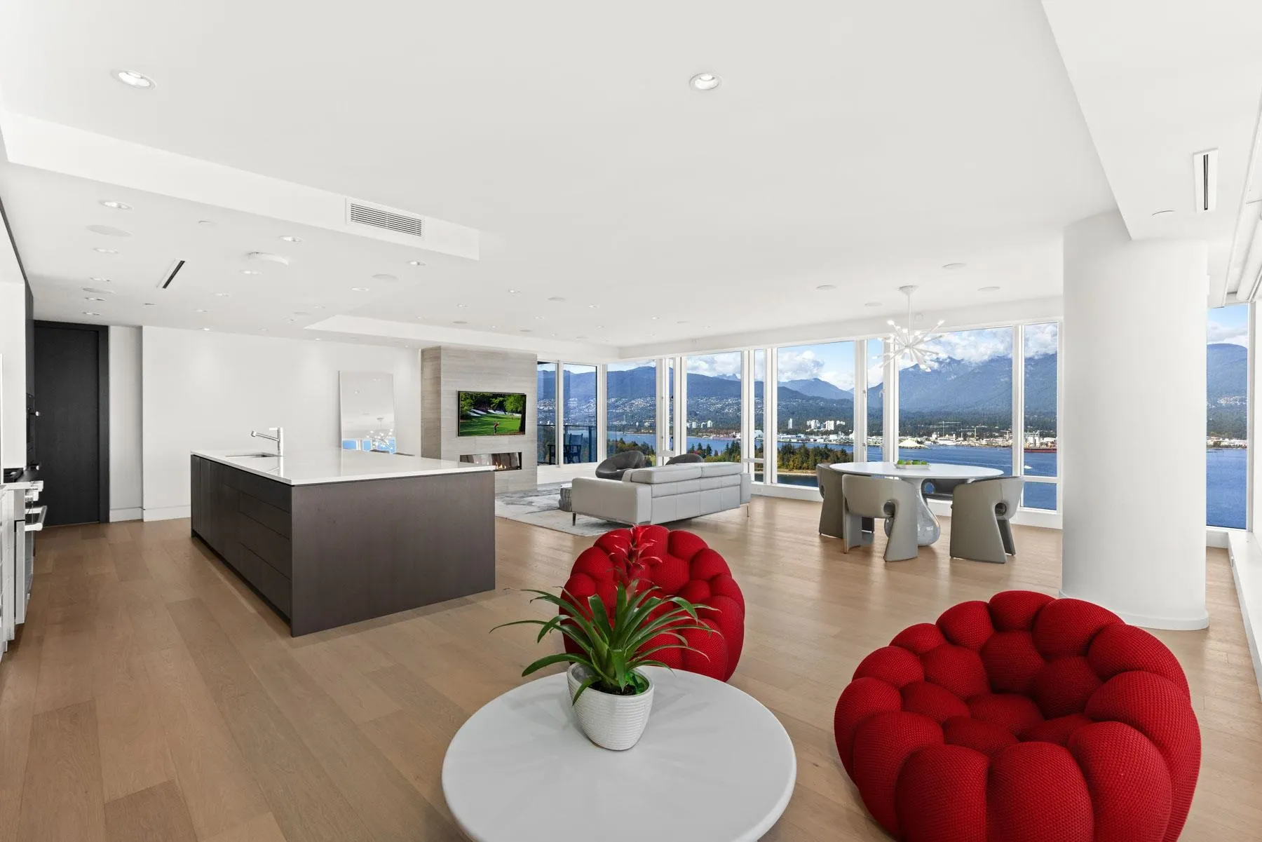 1011 W Cordova Street #3401