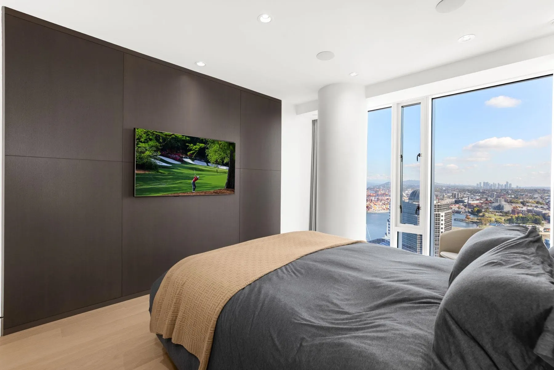 1011 W Cordova Street #3401