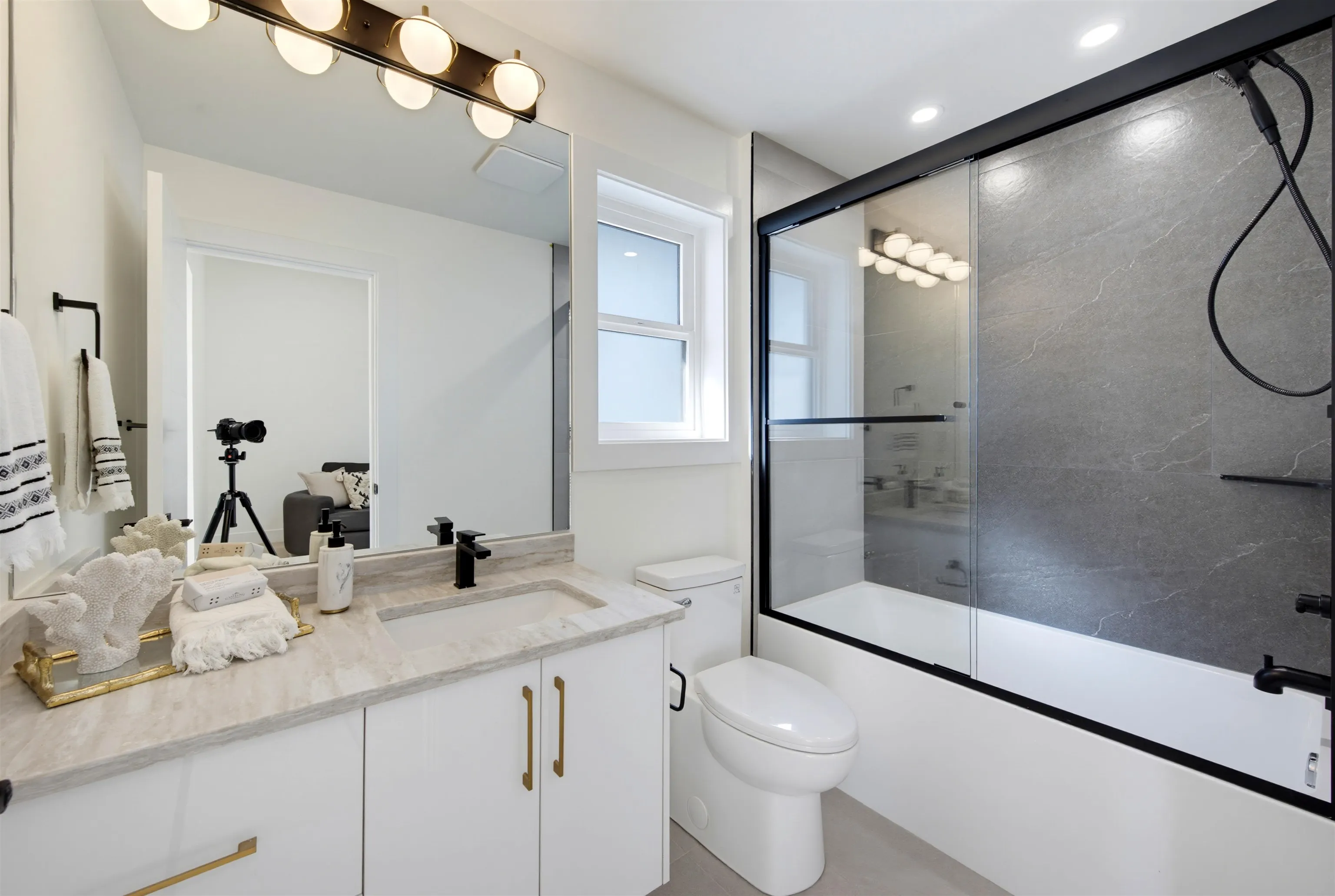 19128 61a Avenue #1