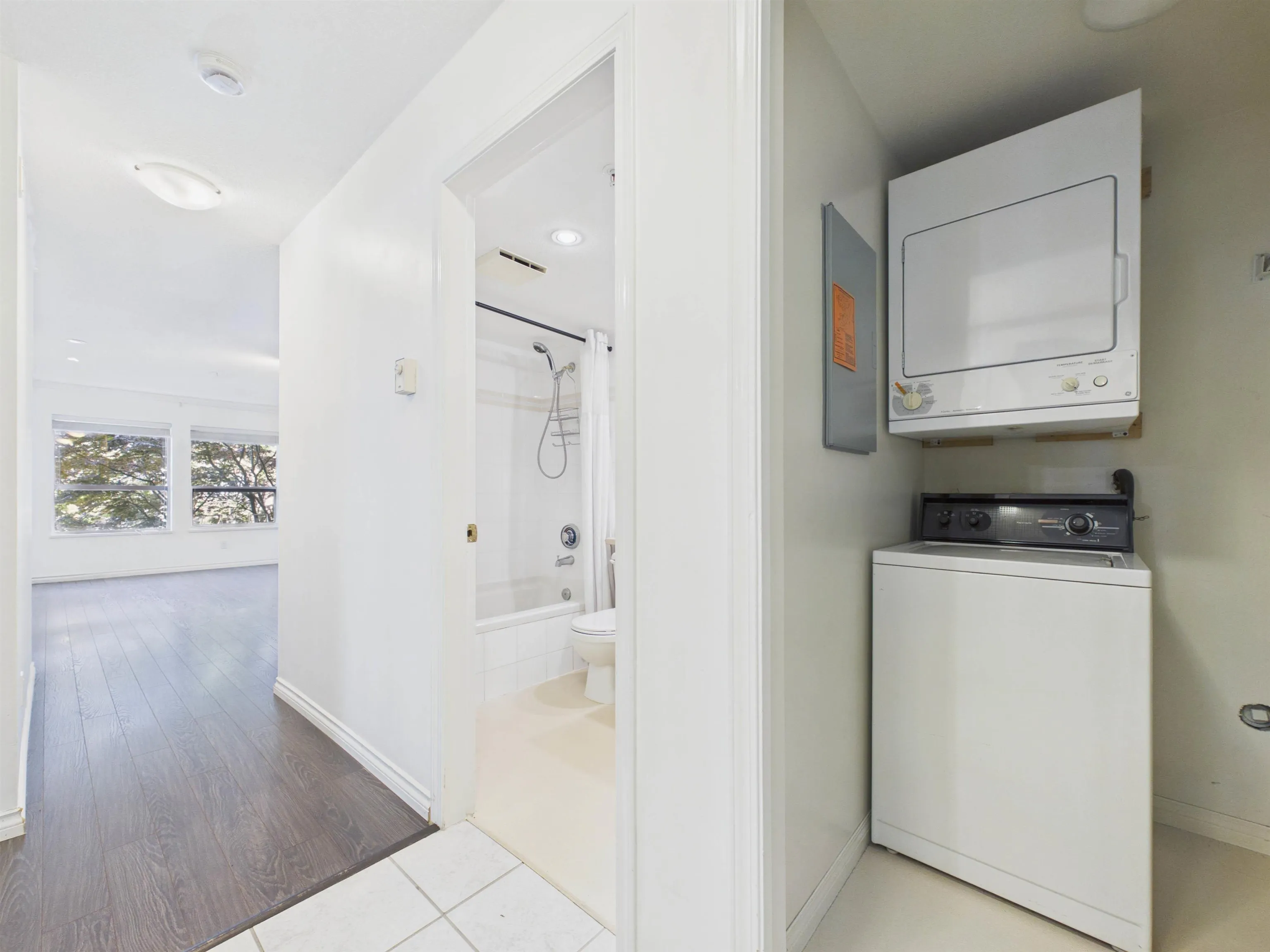 12931 Railway Ave Avenue #215