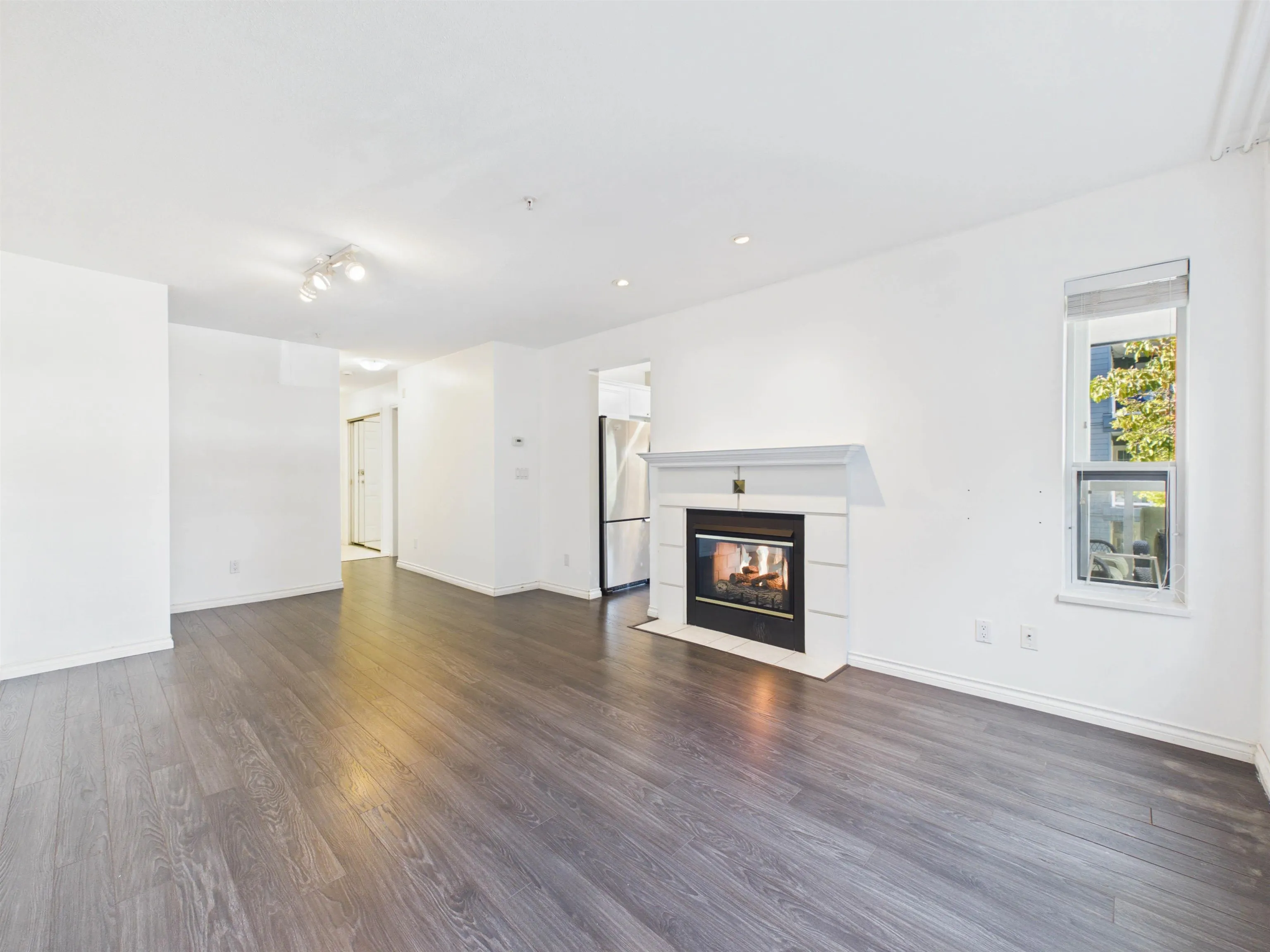 12931 Railway Ave Avenue #215