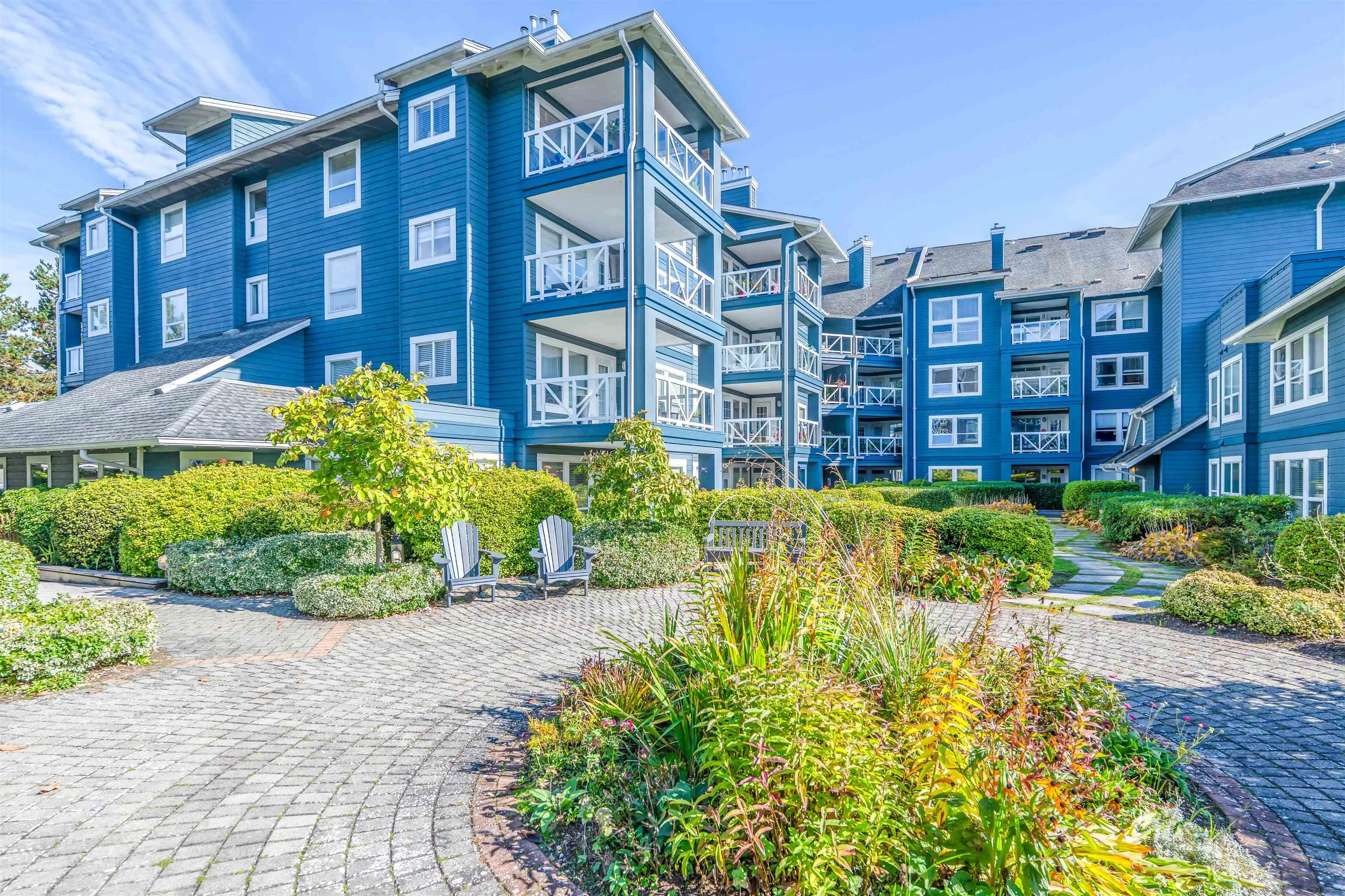 12931 Railway Ave Avenue #215