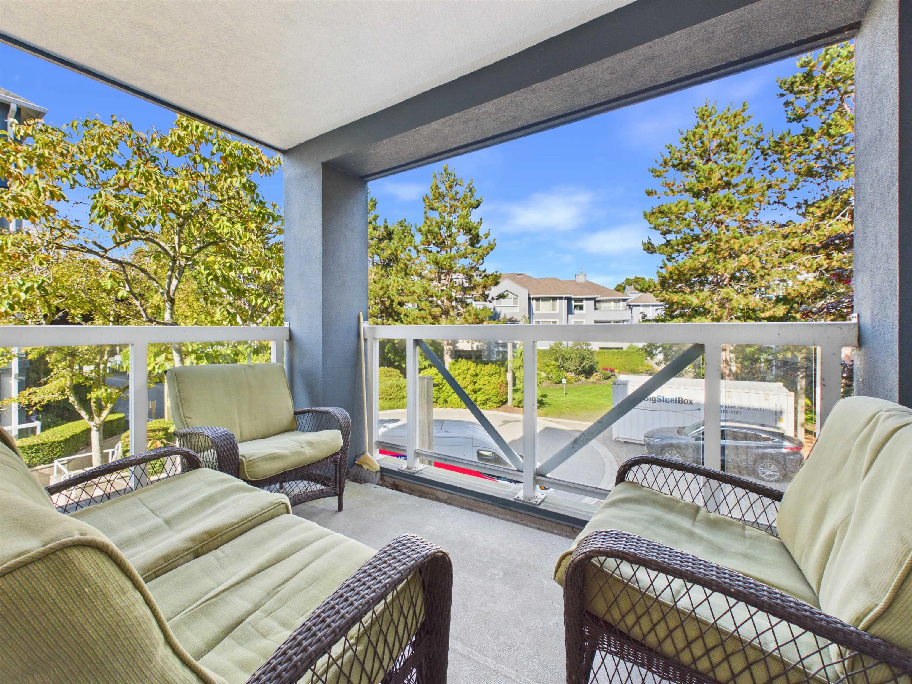 12931 Railway Ave Avenue #215