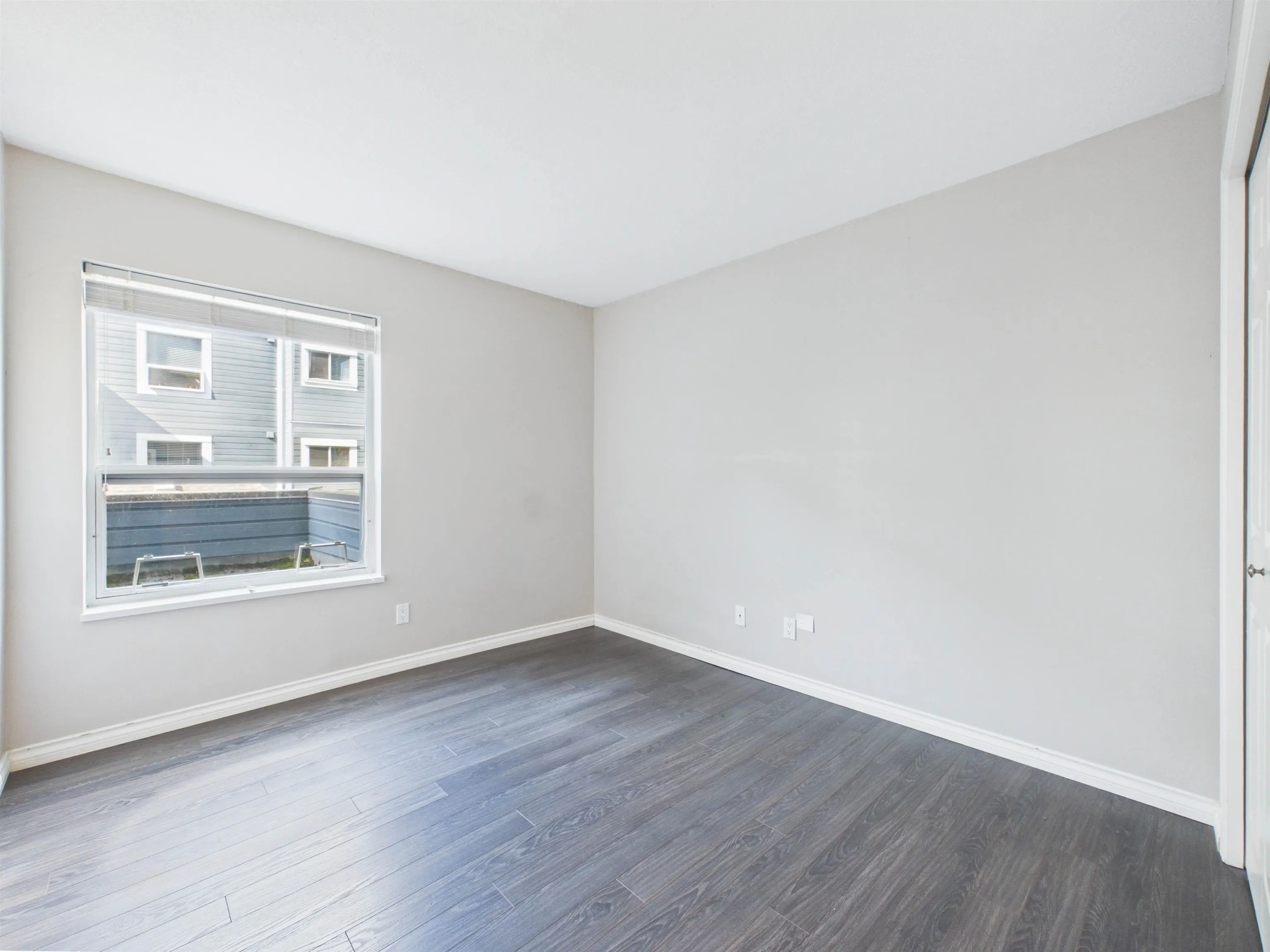 12931 Railway Ave Avenue #215