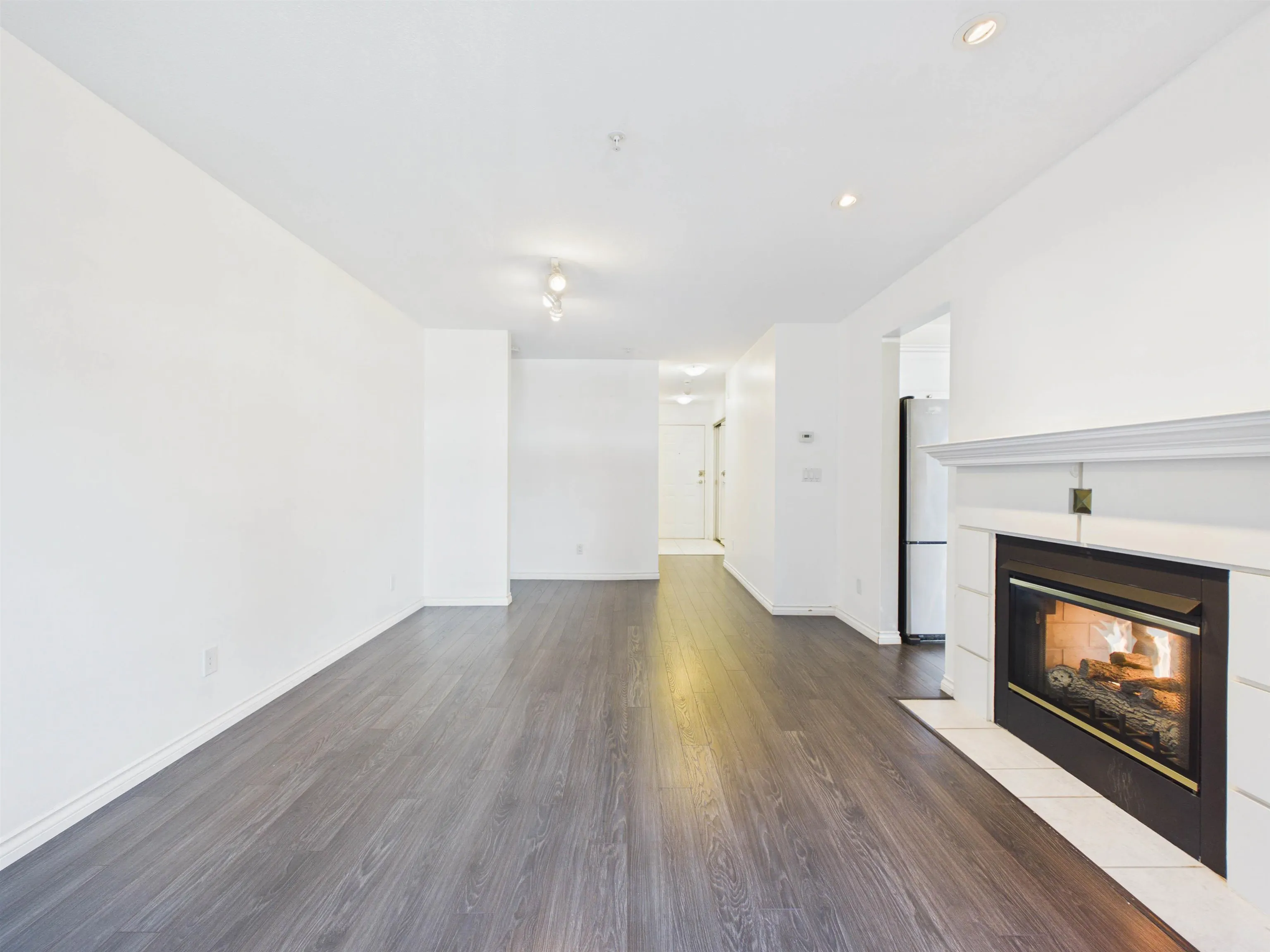 12931 Railway Ave Avenue #215