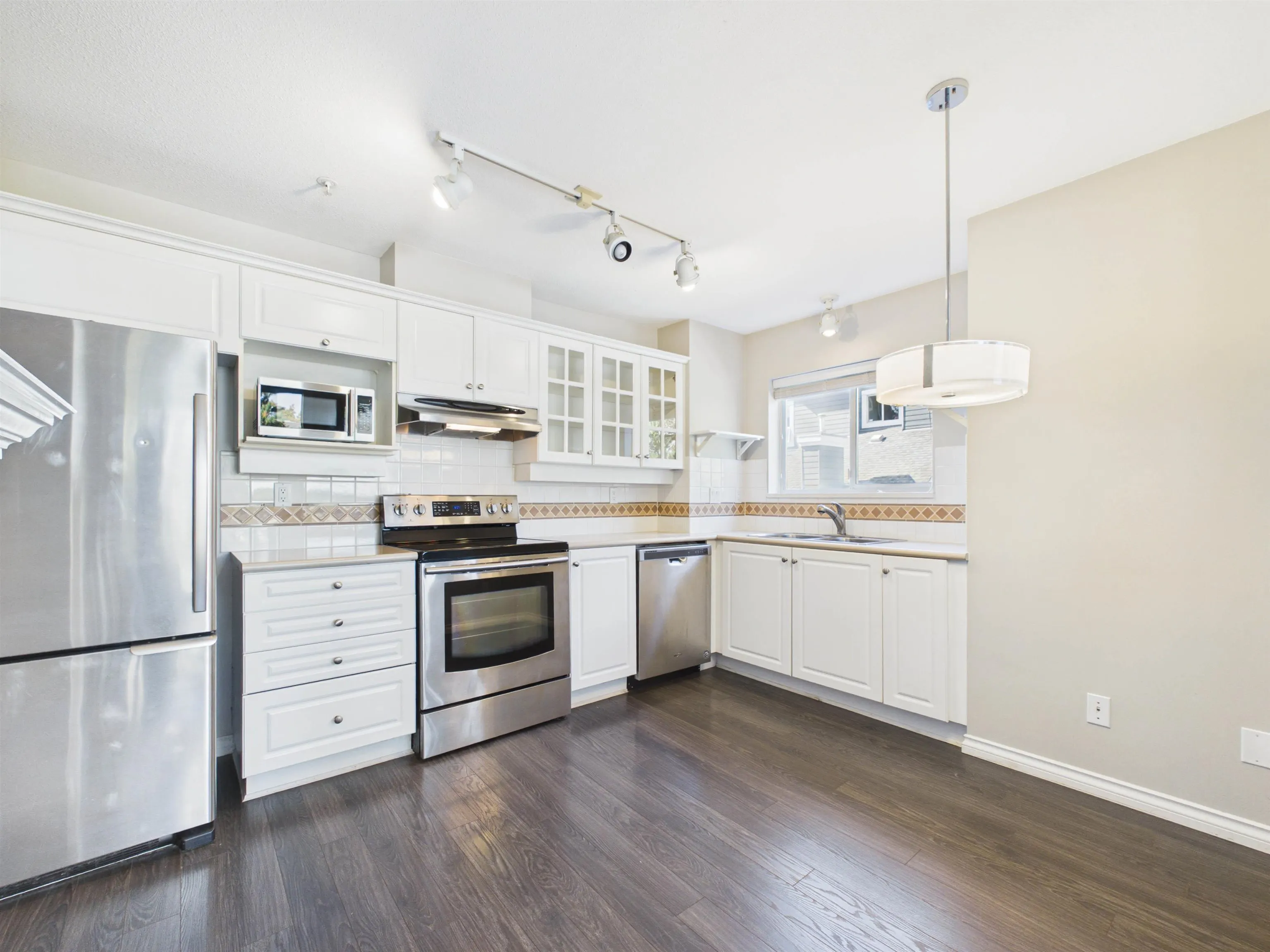 12931 Railway Ave Avenue #215