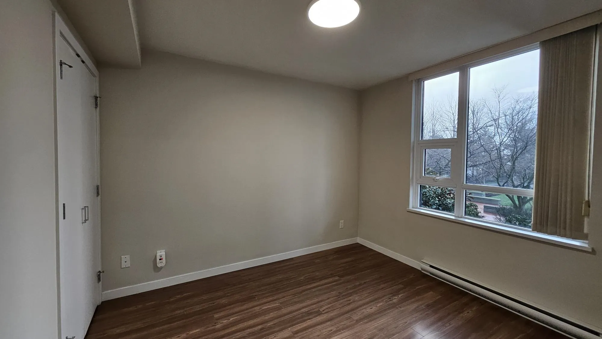 2200 Douglas Road #403
