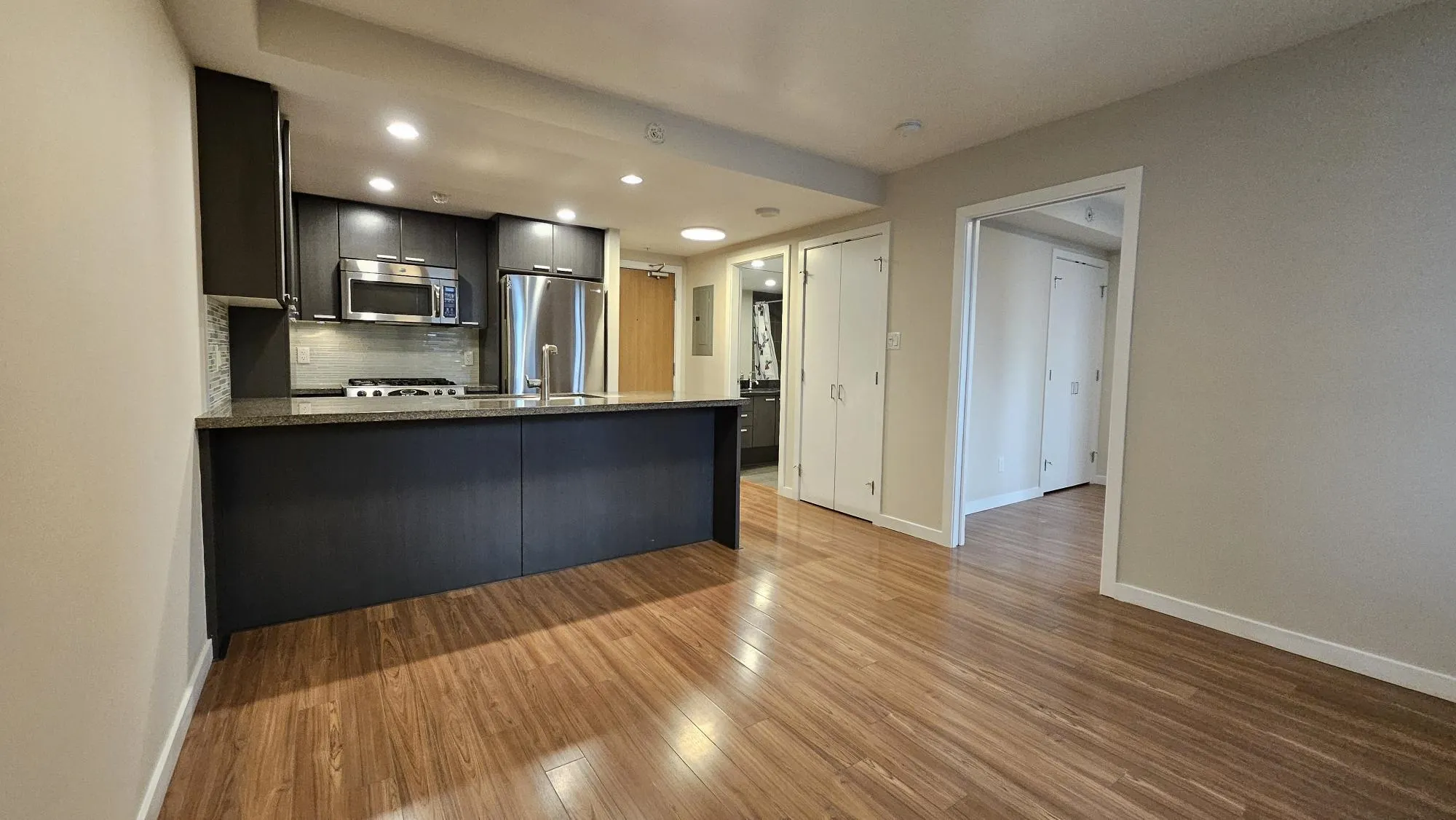2200 Douglas Road #403
