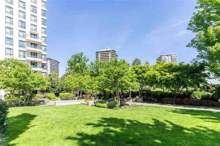 2200 Douglas Road #403