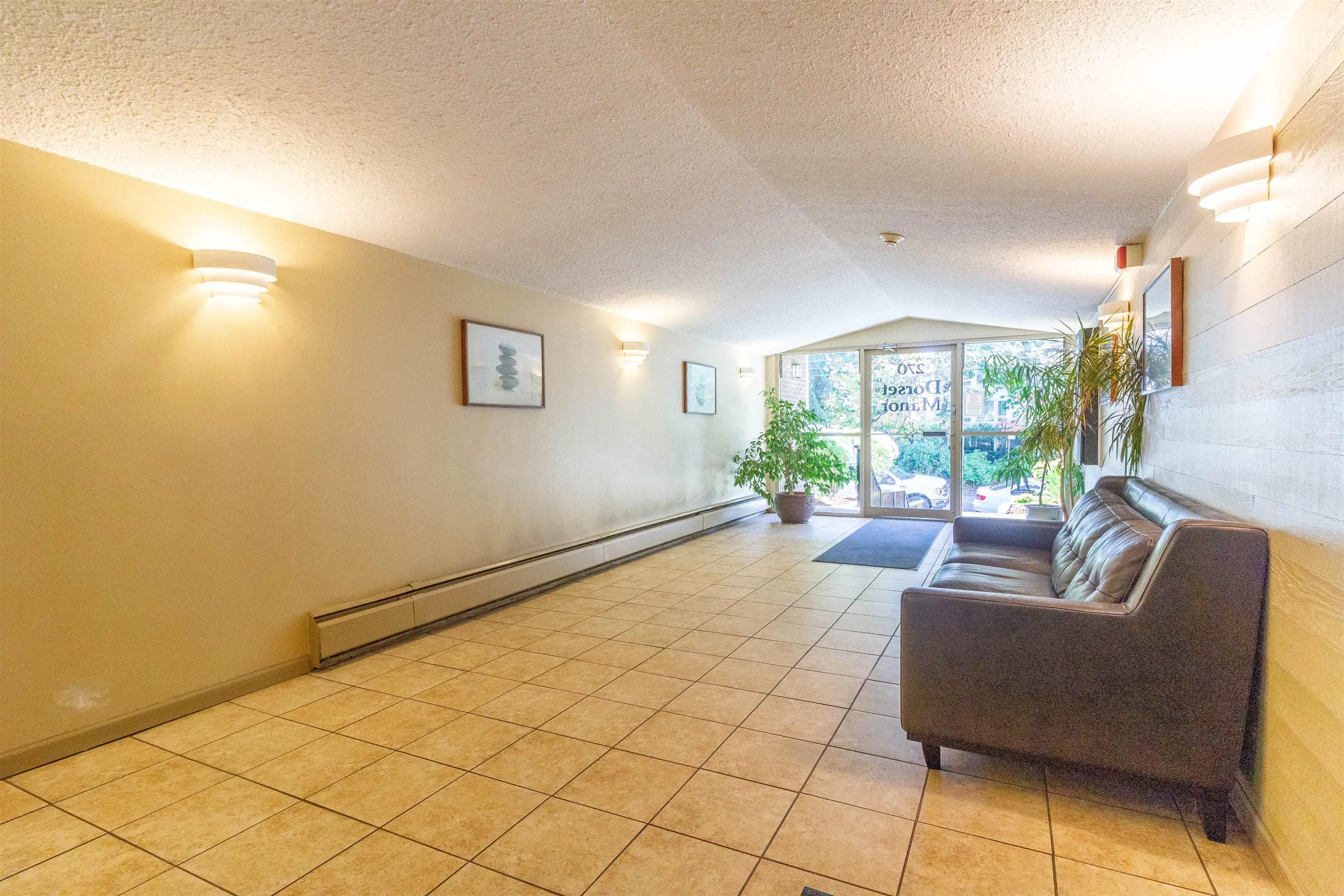 270 W 1st Street #210