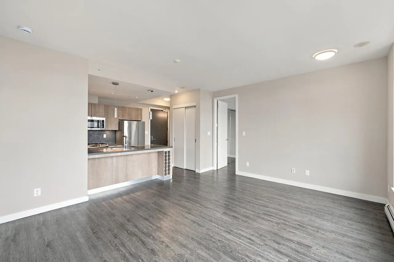 1788 Ontario Street #402
