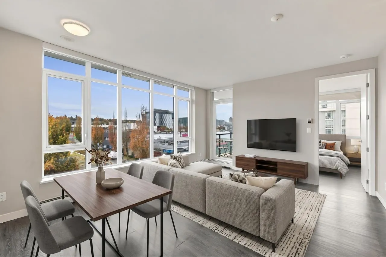 1788 Ontario Street #402