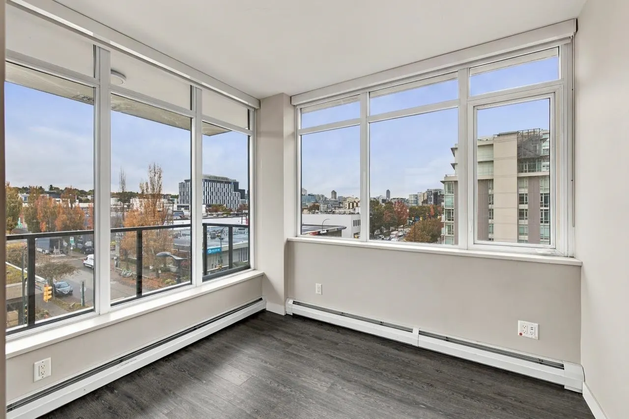 1788 Ontario Street #402