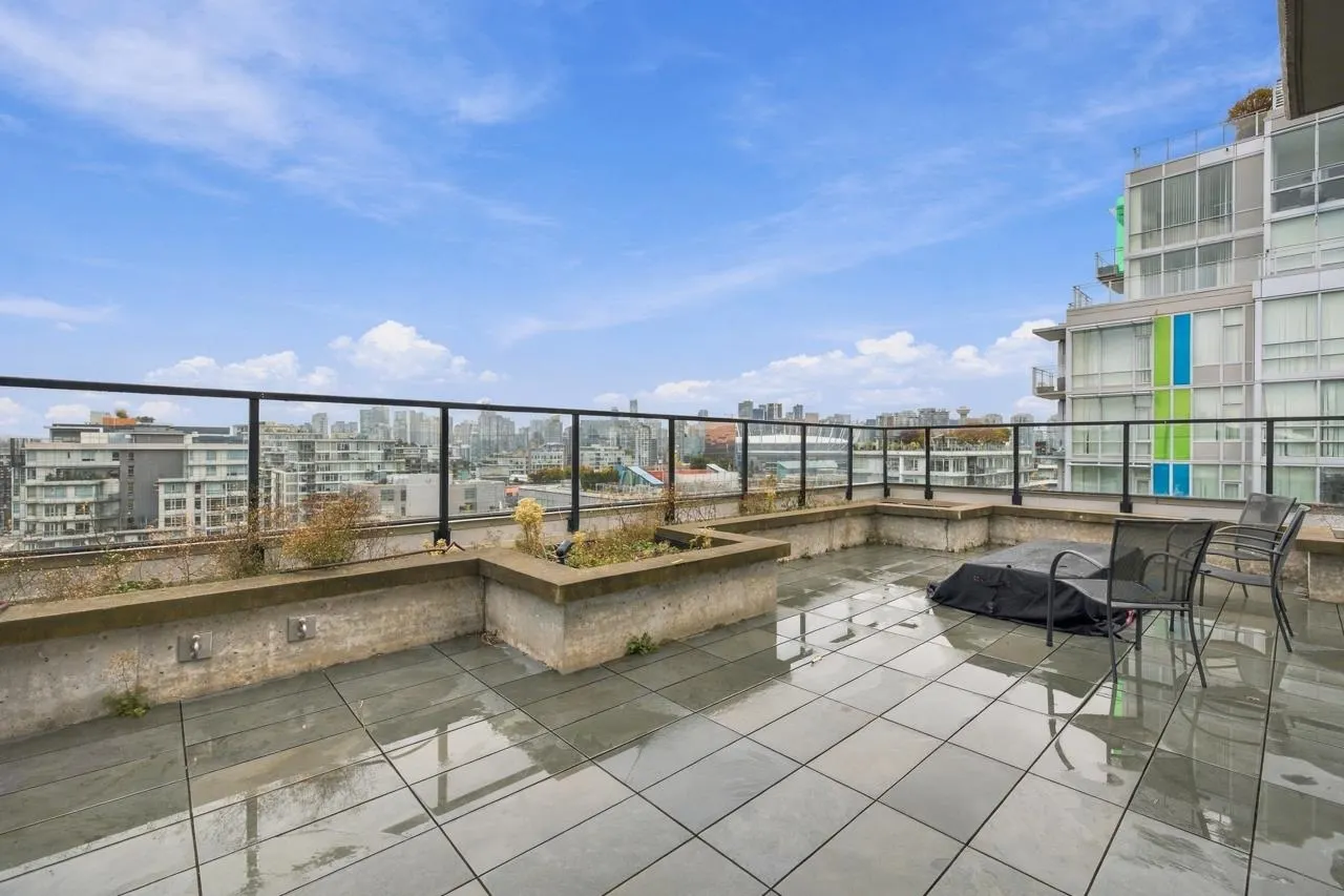 1788 Ontario Street #402