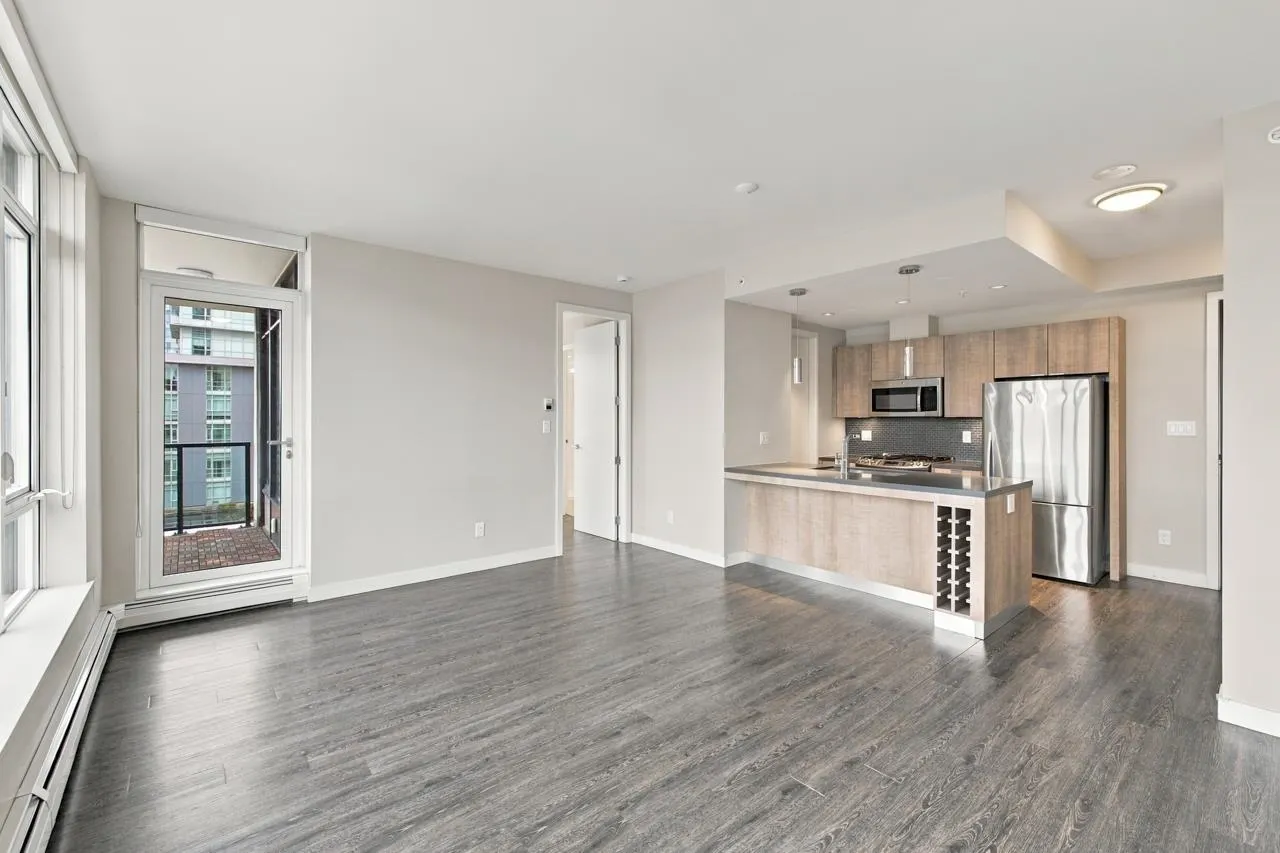 1788 Ontario Street #402