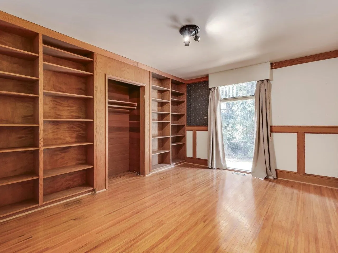 10151 Seacote Road