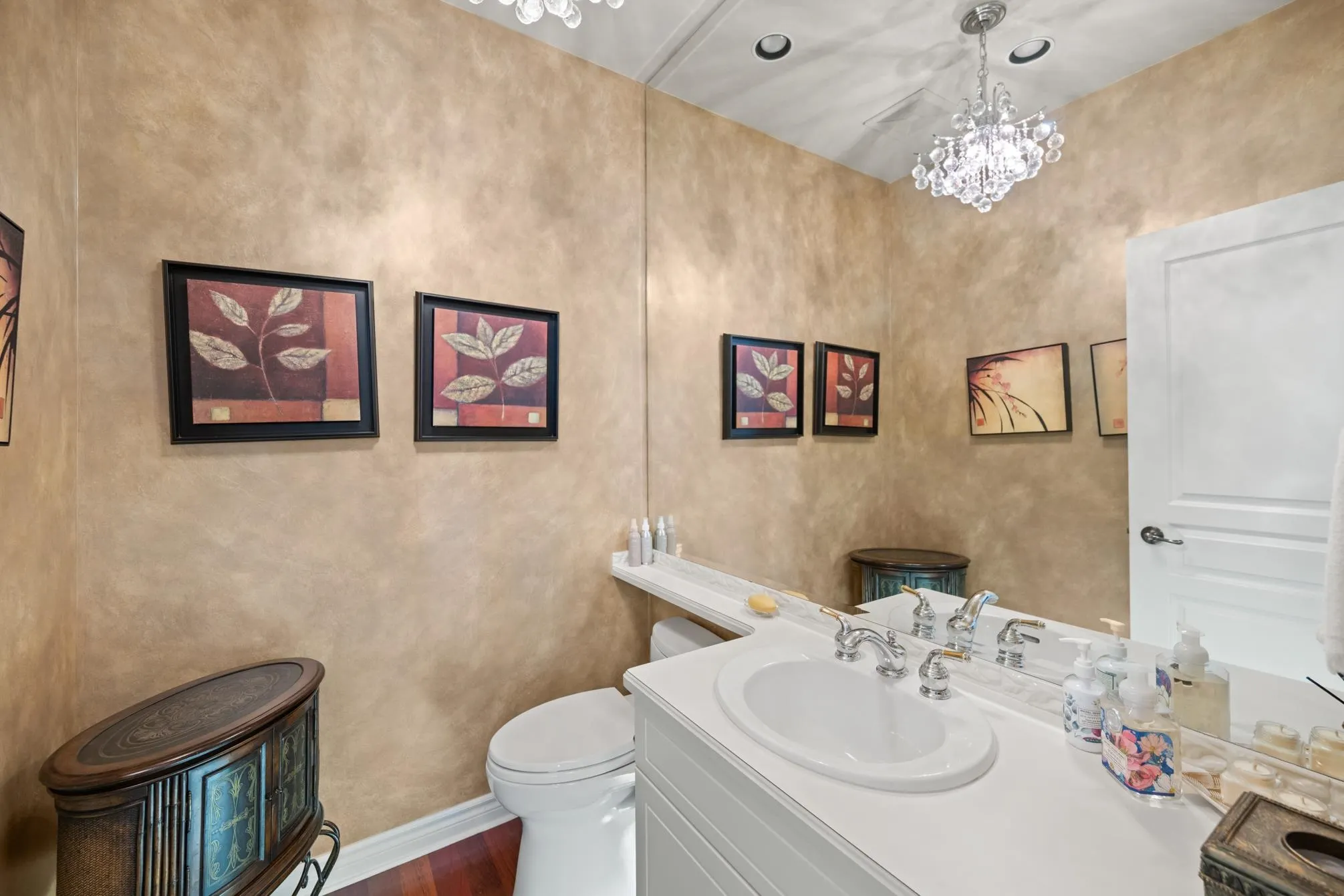 15715 34 Avenue #68