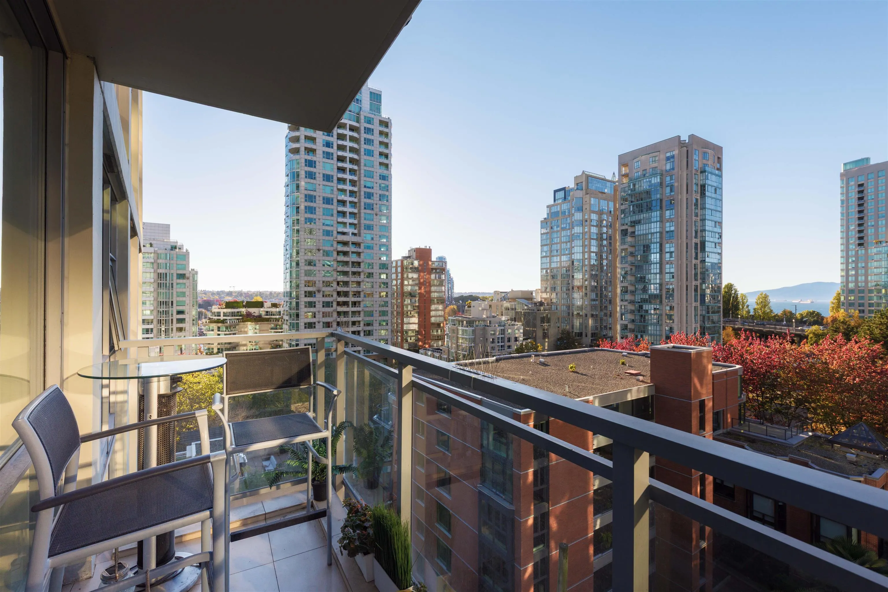 1455 Howe Street #801