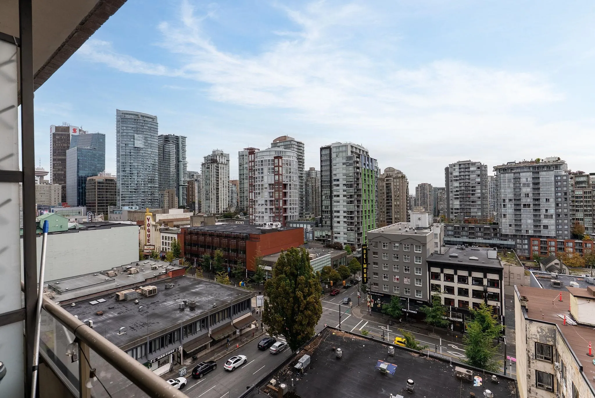 1010 Howe Street #807