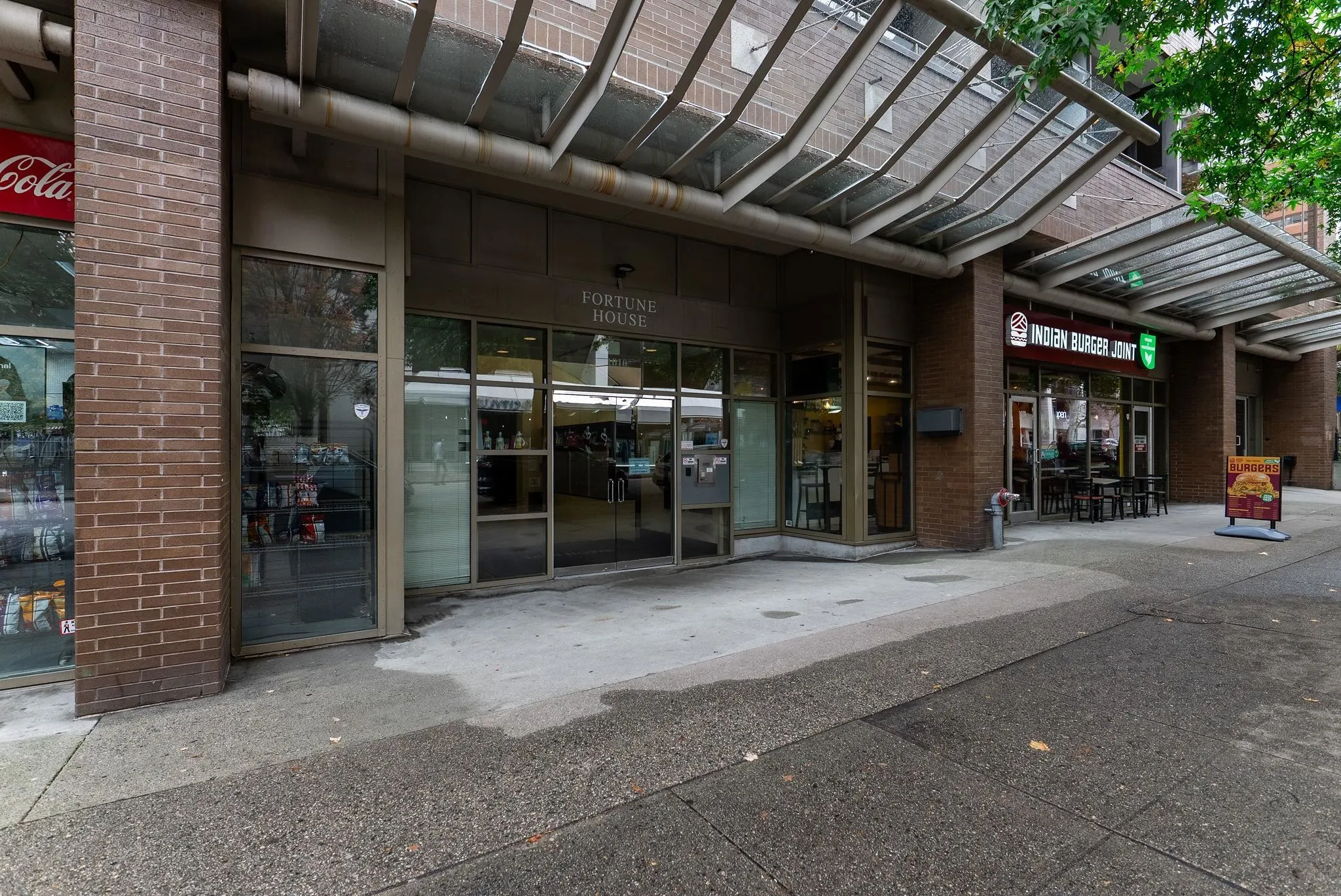 1010 Howe Street #807