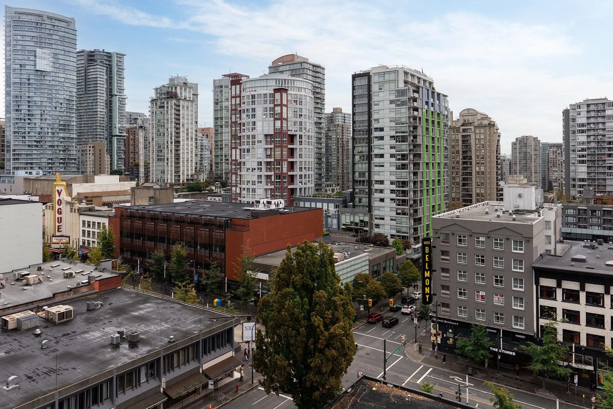 1010 Howe Street #807