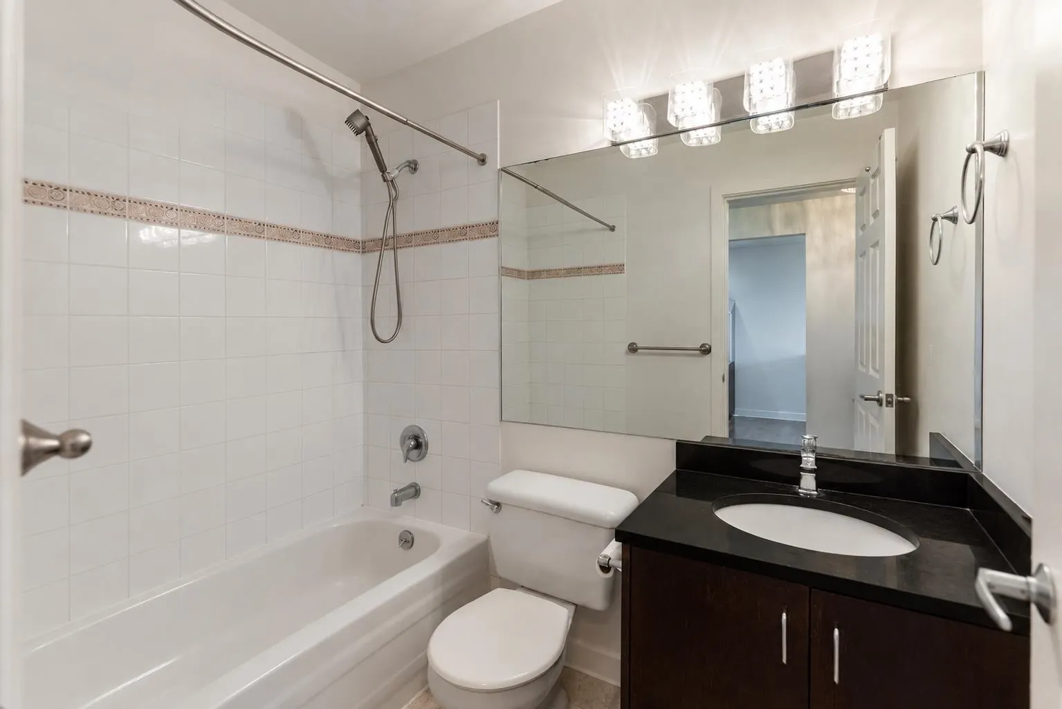 1010 Howe Street #807