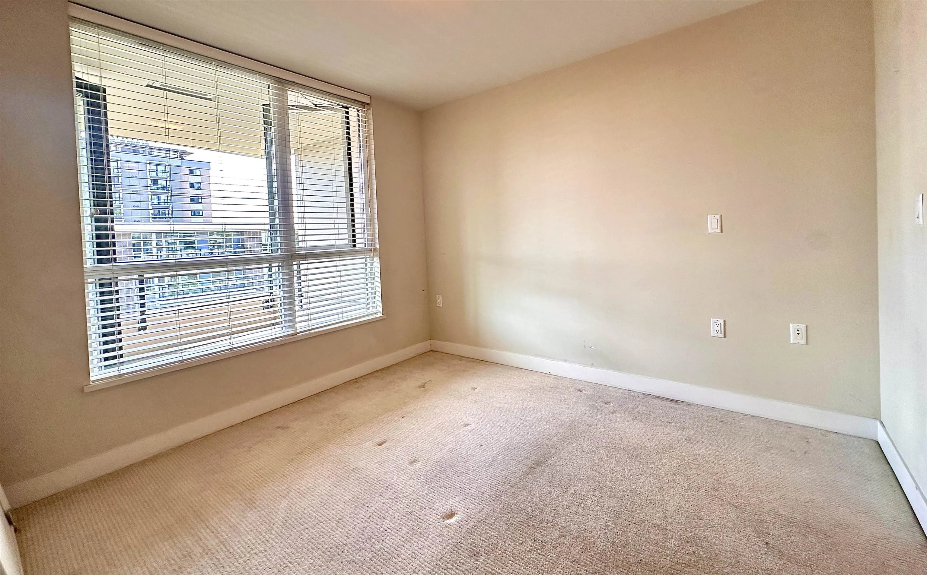 160 W 3rd Street #503