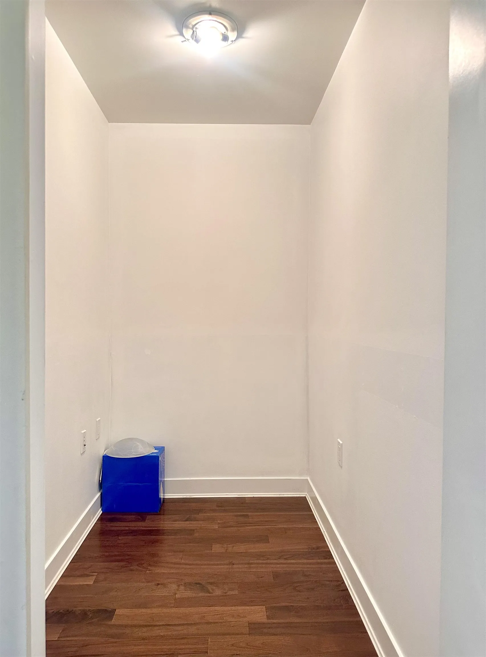 160 W 3rd Street #503