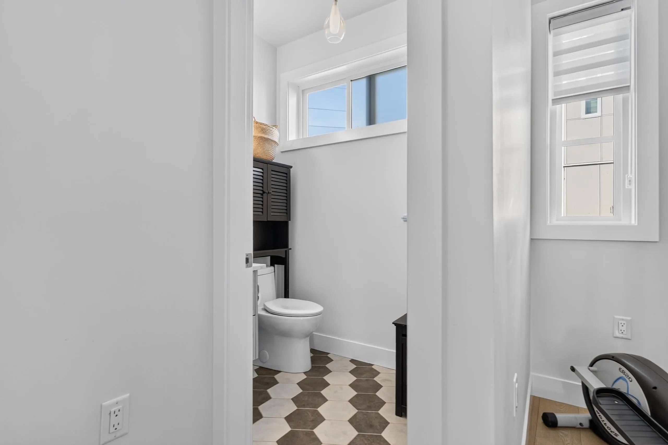 5377 8a Avenue #34