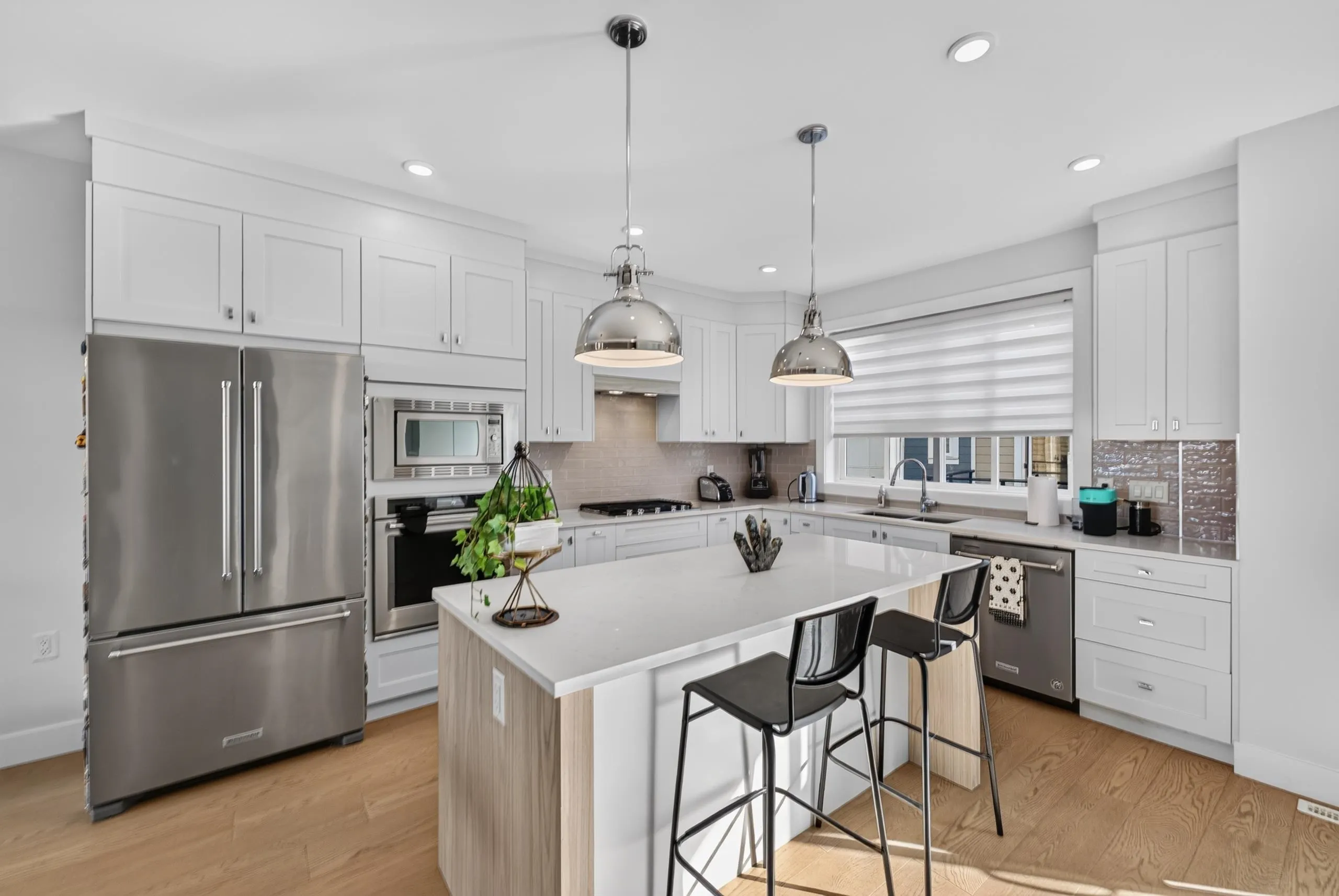 5377 8a Avenue #34