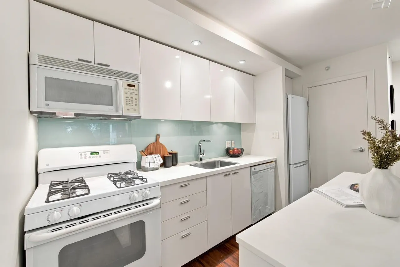 328 E 11th Avenue #409