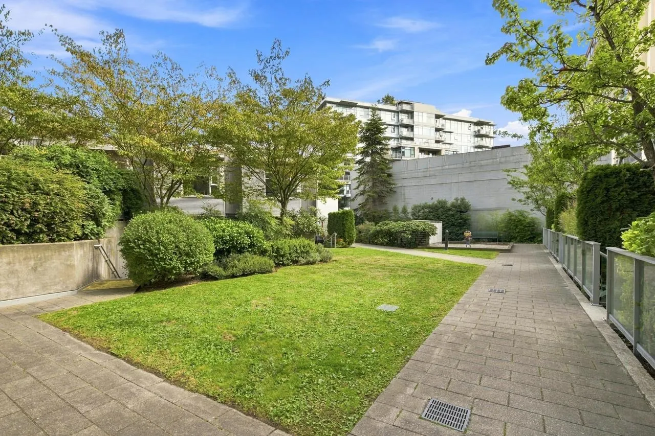 328 E 11th Avenue #409