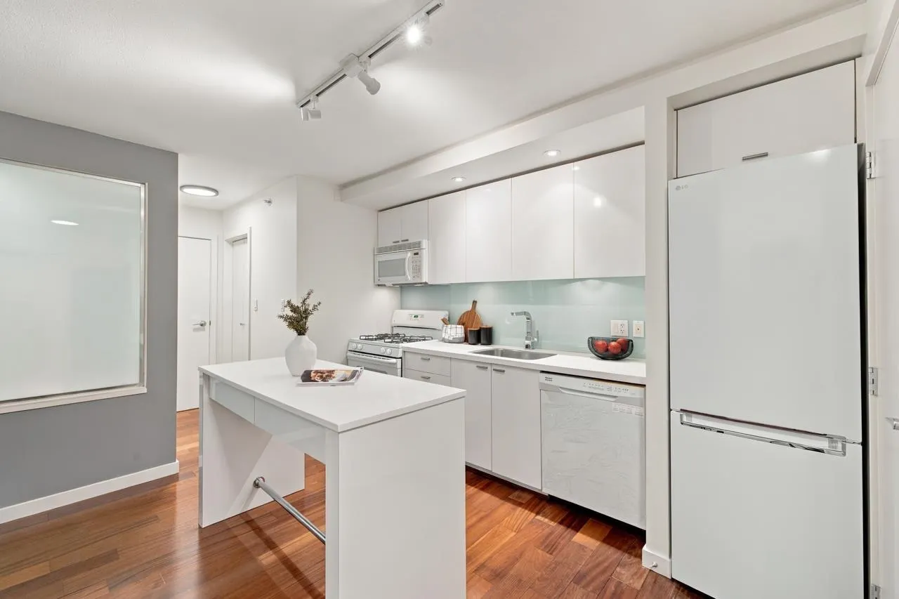 328 E 11th Avenue #409