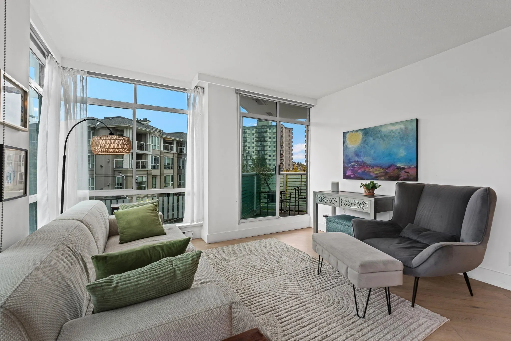 130 E 2nd Street #603