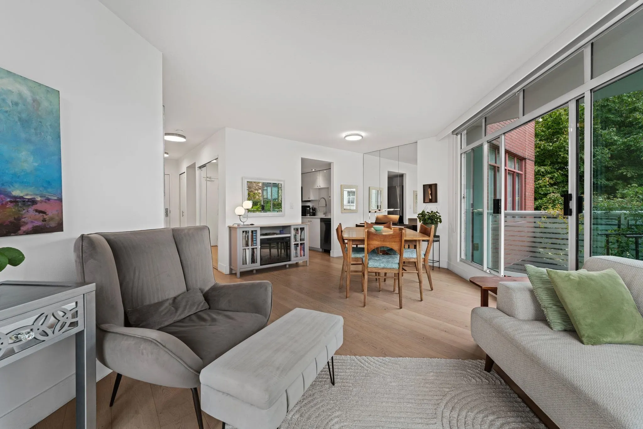 130 E 2nd Street #603