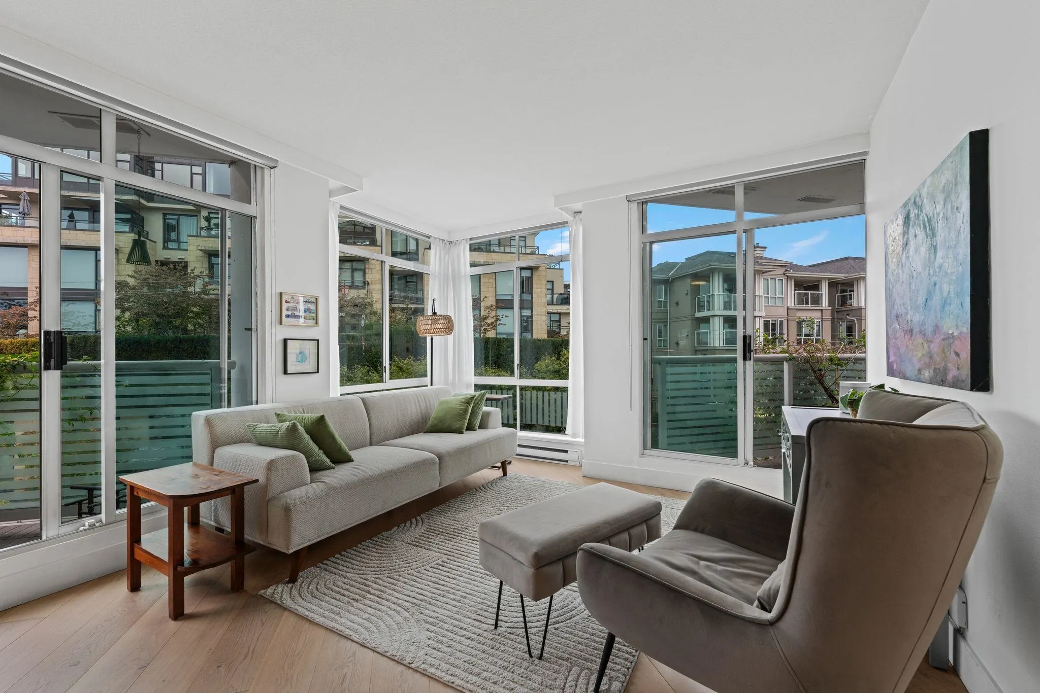 130 E 2nd Street #603
