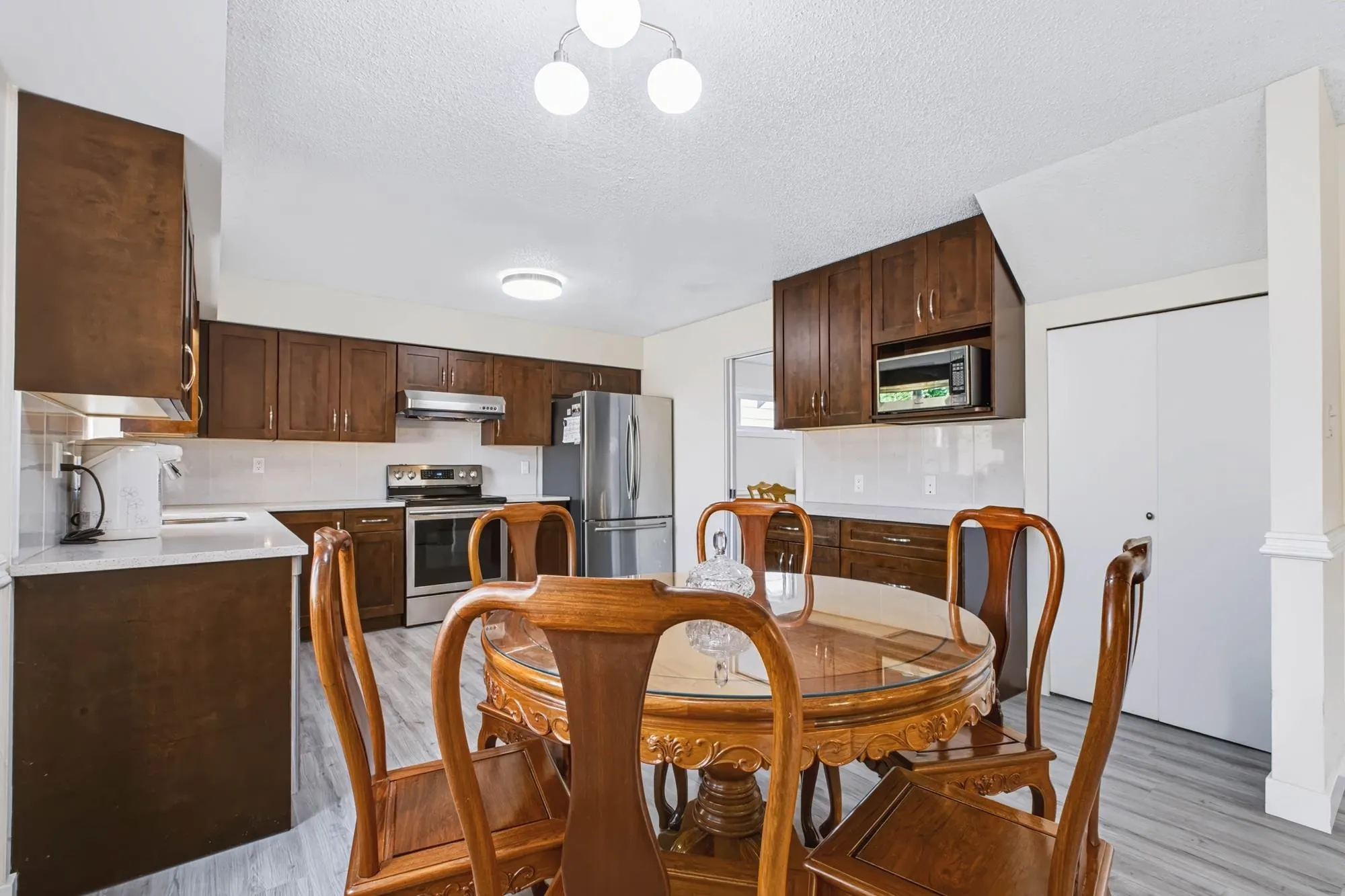 10680 Hollymount Drive