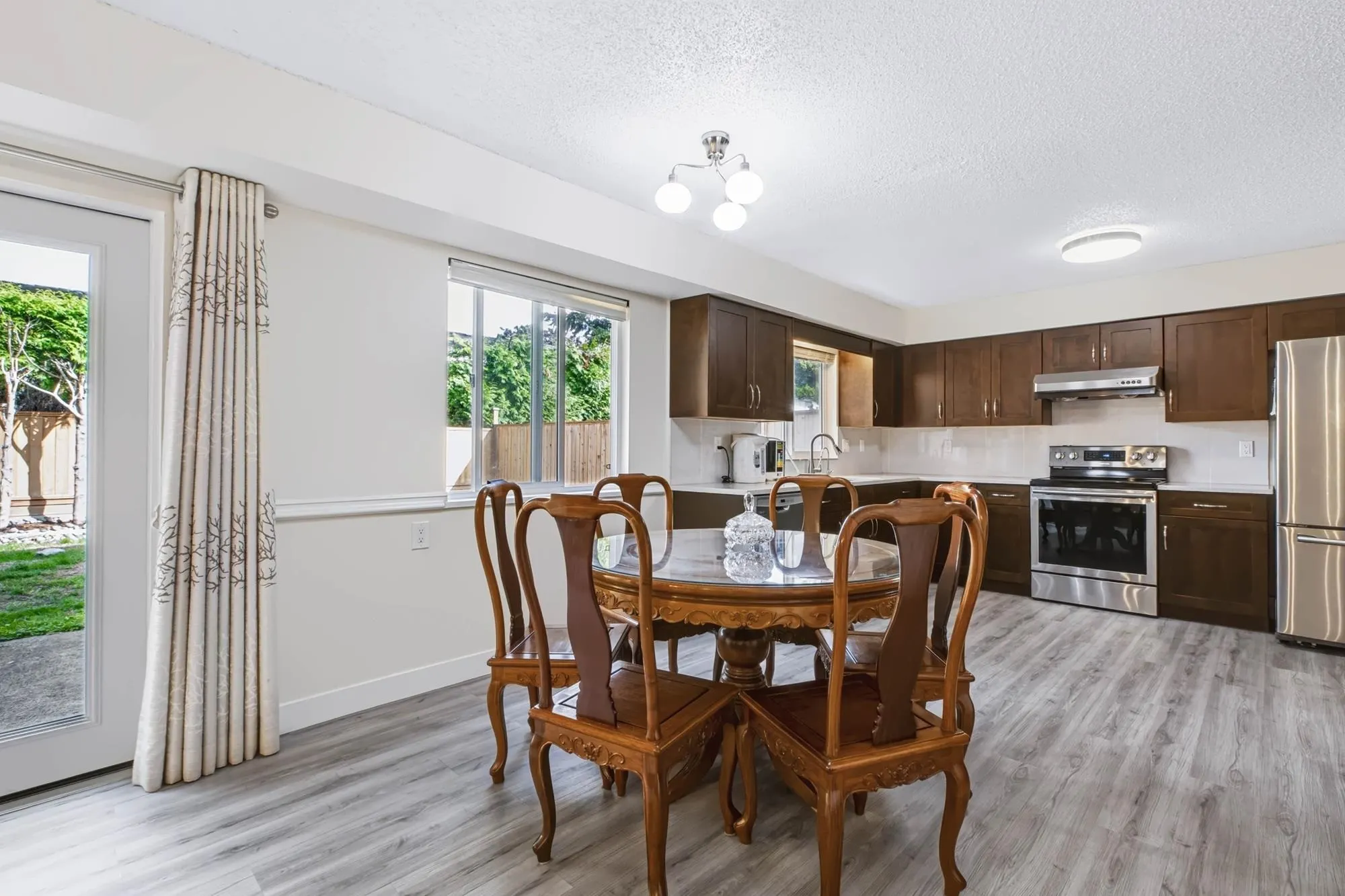 10680 Hollymount Drive