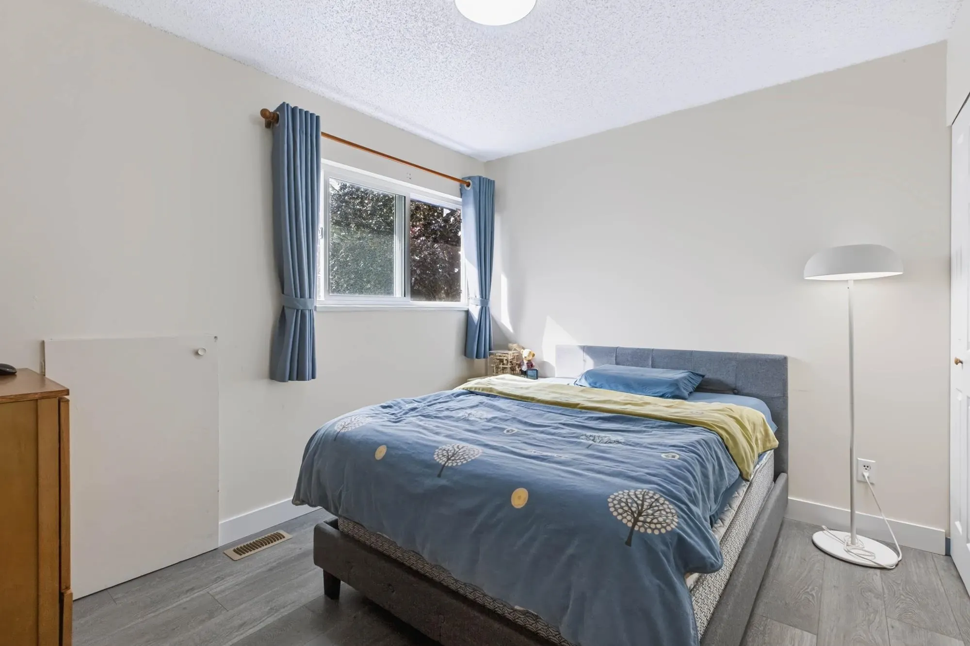 10680 Hollymount Drive