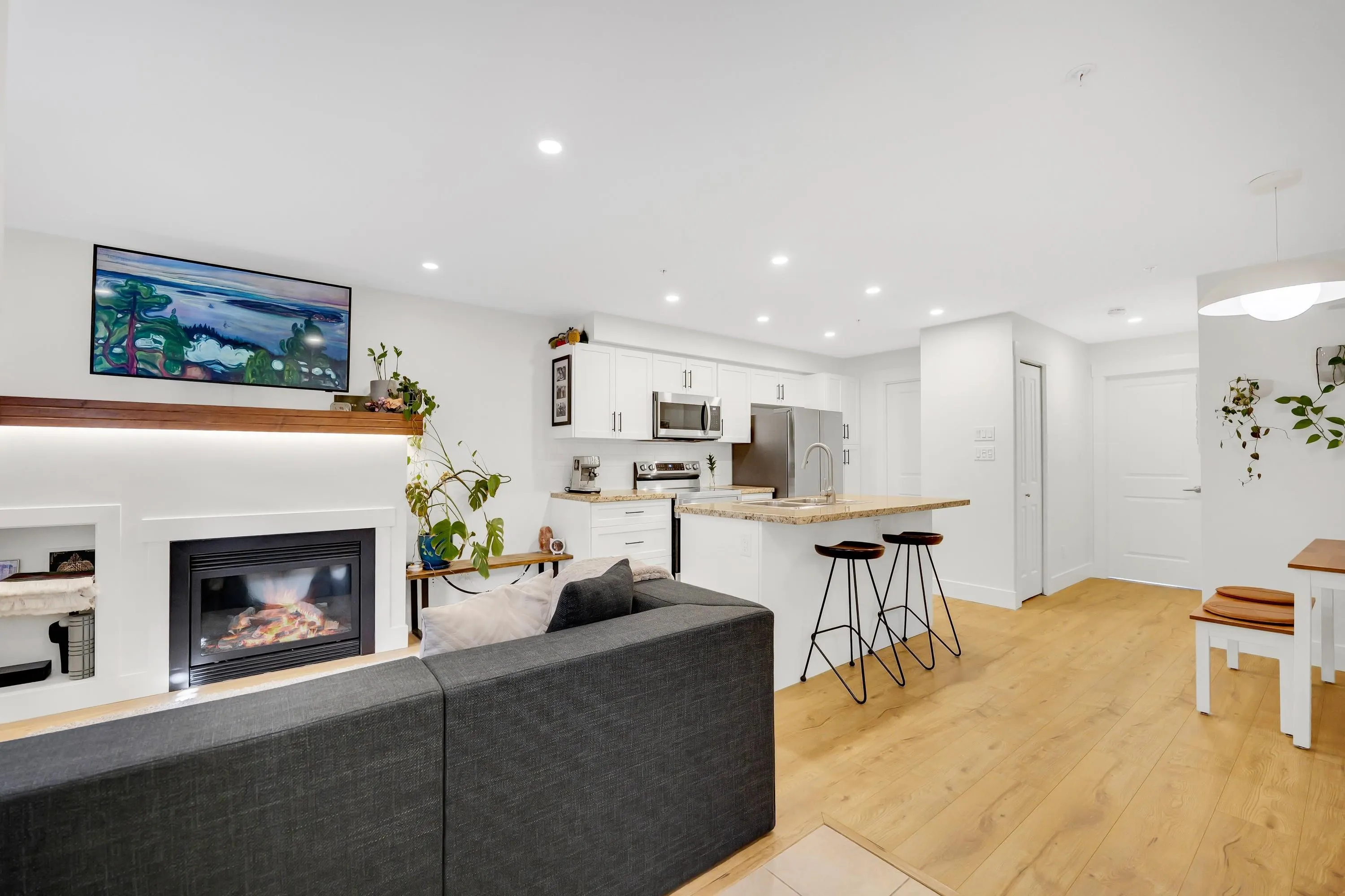 1174 Wingtip Place #102