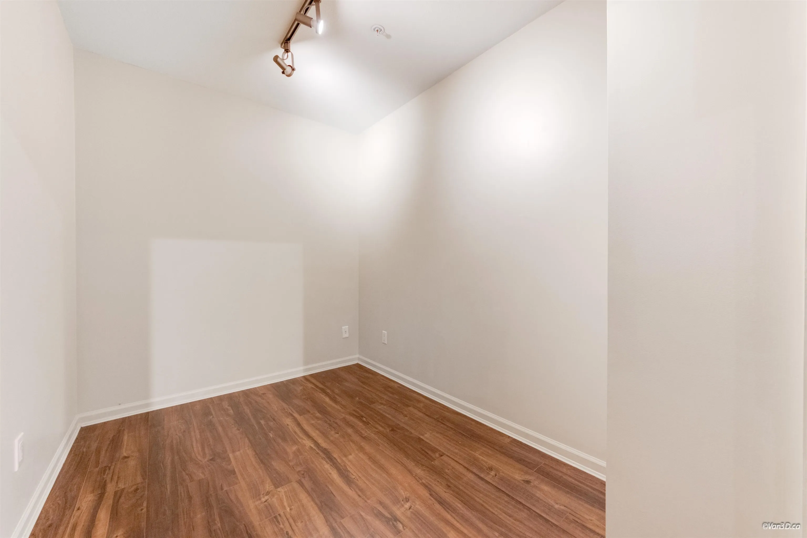 580 Raven Woods Drive #319