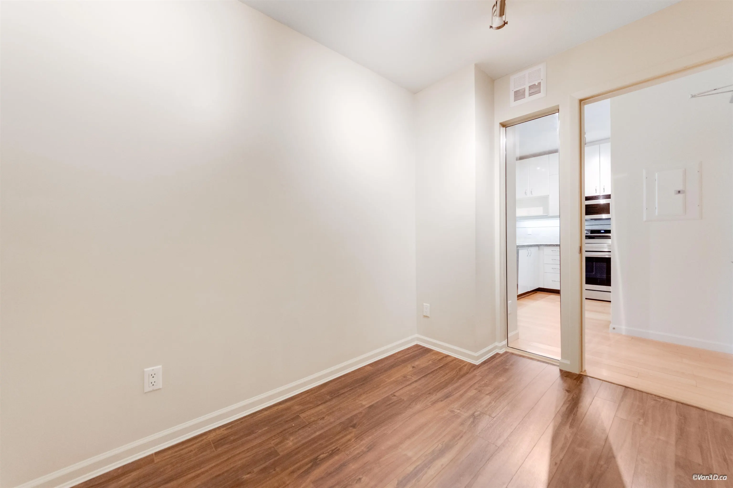 580 Raven Woods Drive #319