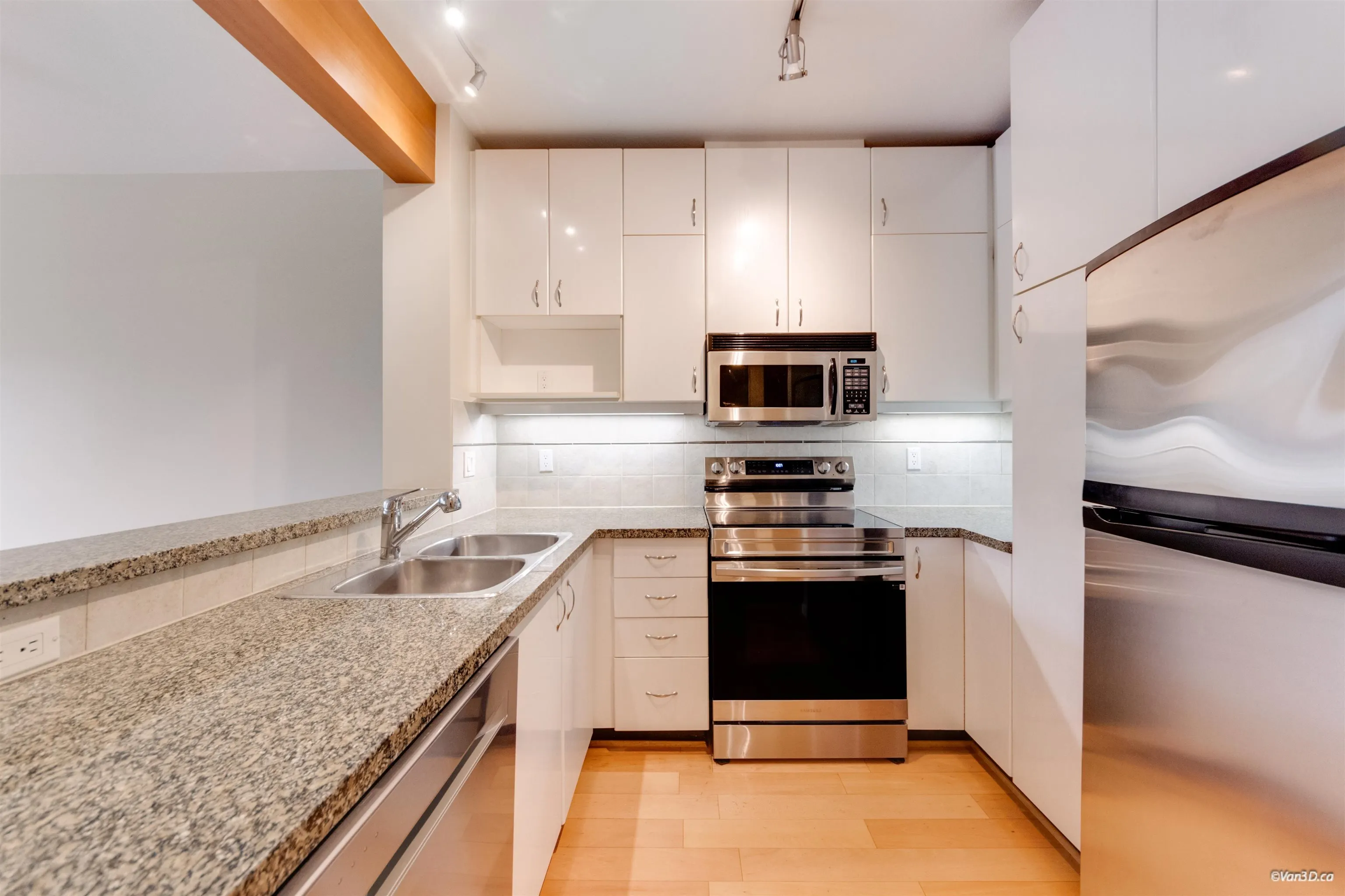 580 Raven Woods Drive #319