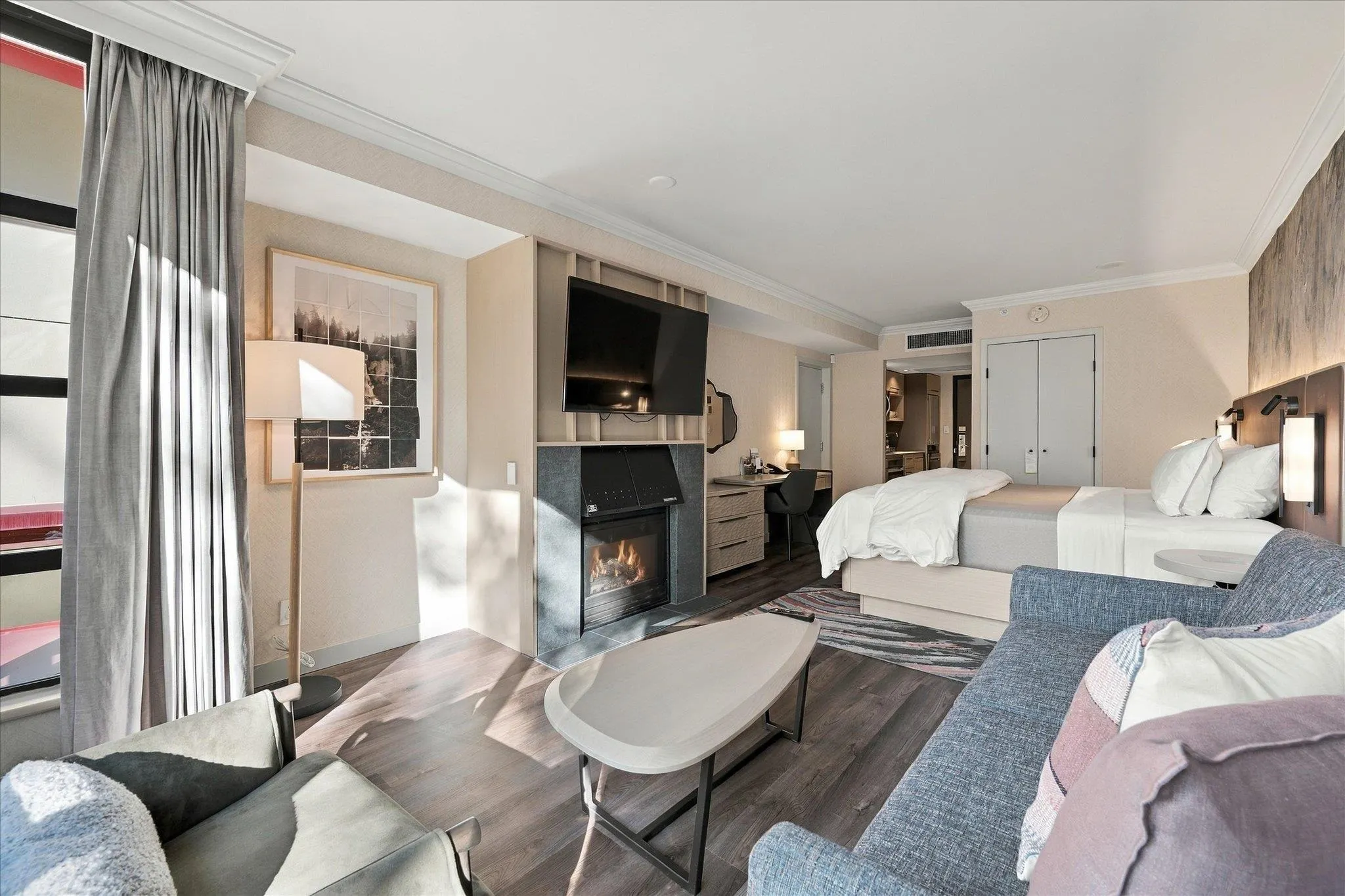 4090 Whistler Way #815