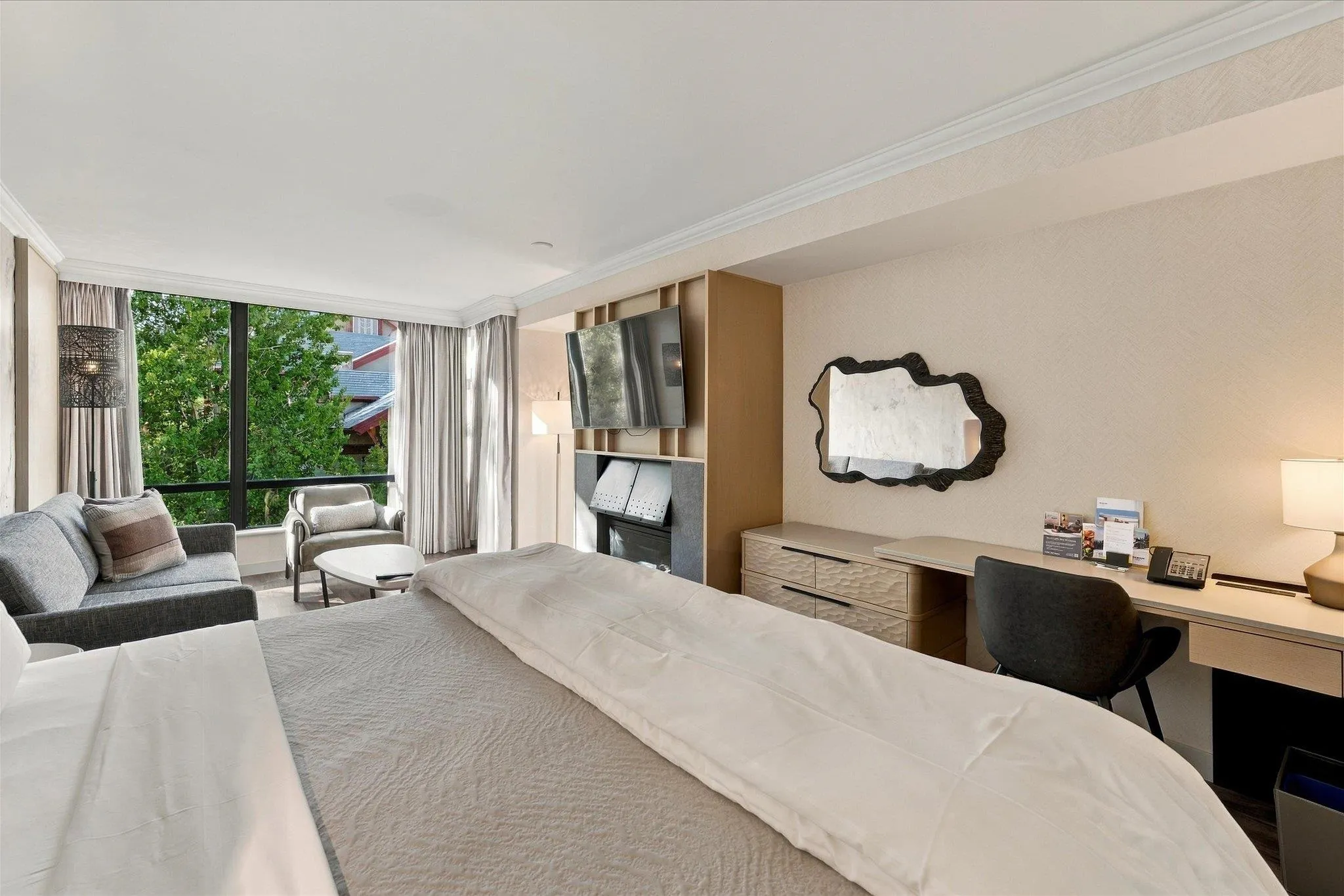 4090 Whistler Way #815