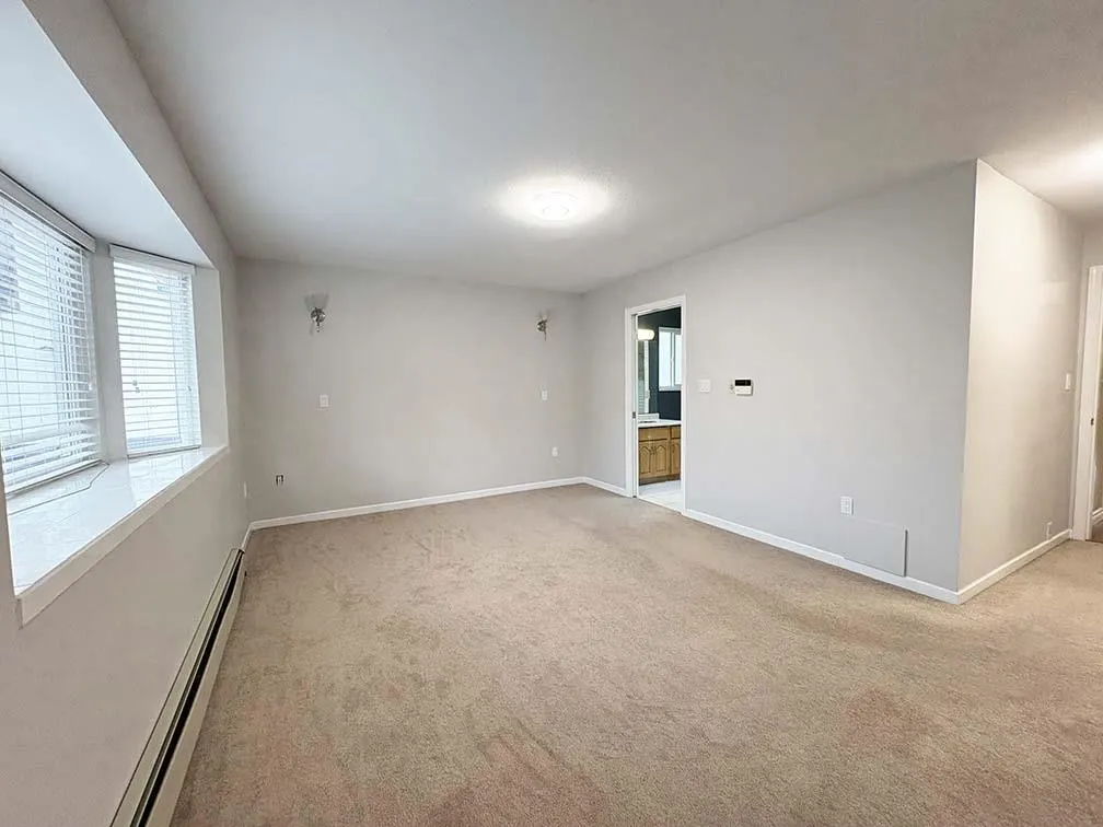 5225 Canada Way #Upper