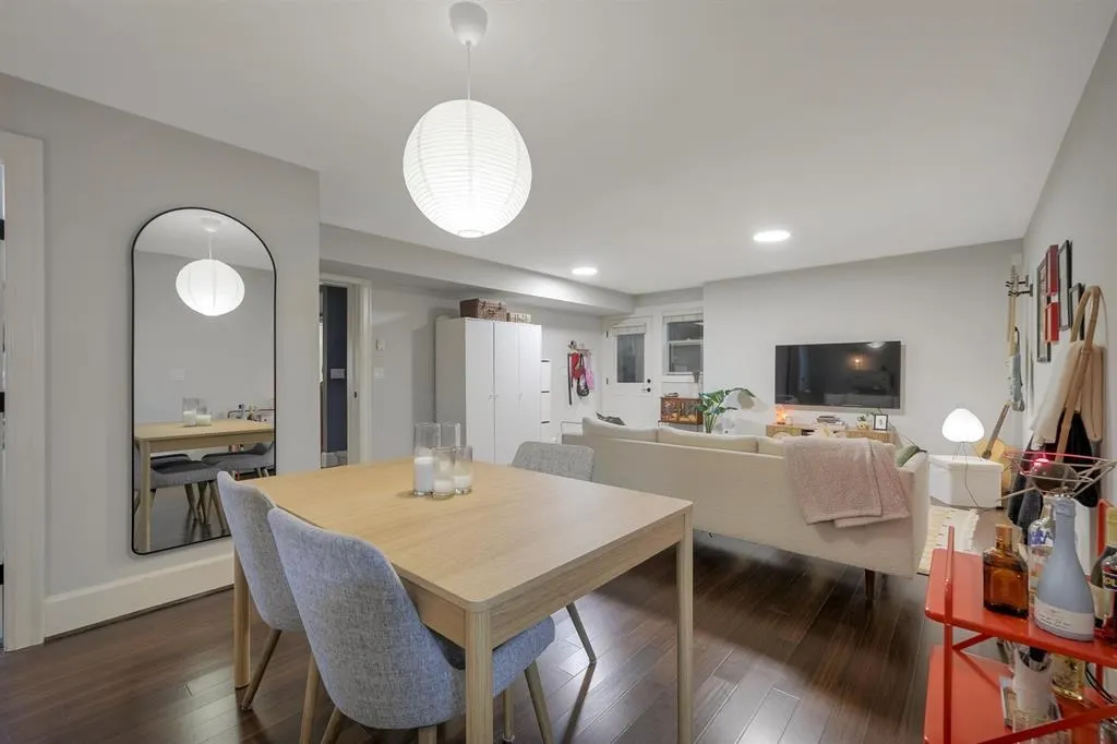 518 E 16th Street #Suite