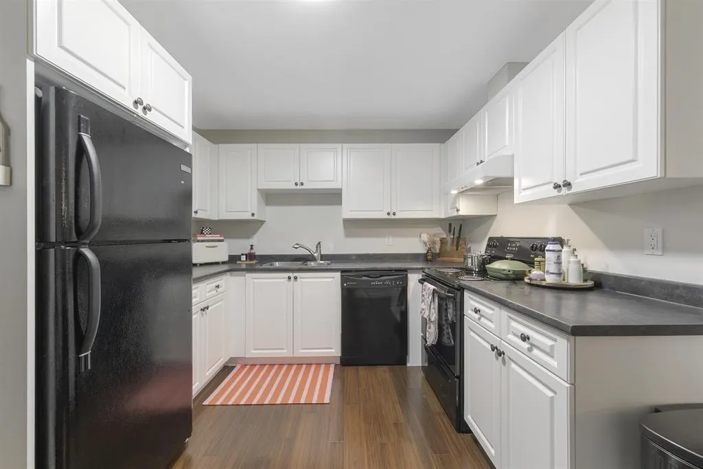 518 E 16th Street #Suite