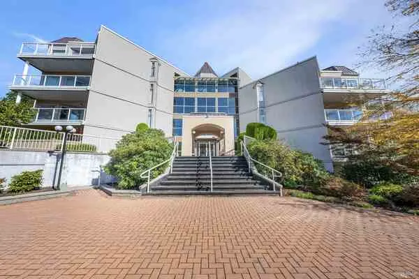 1219 Johnson Street #319