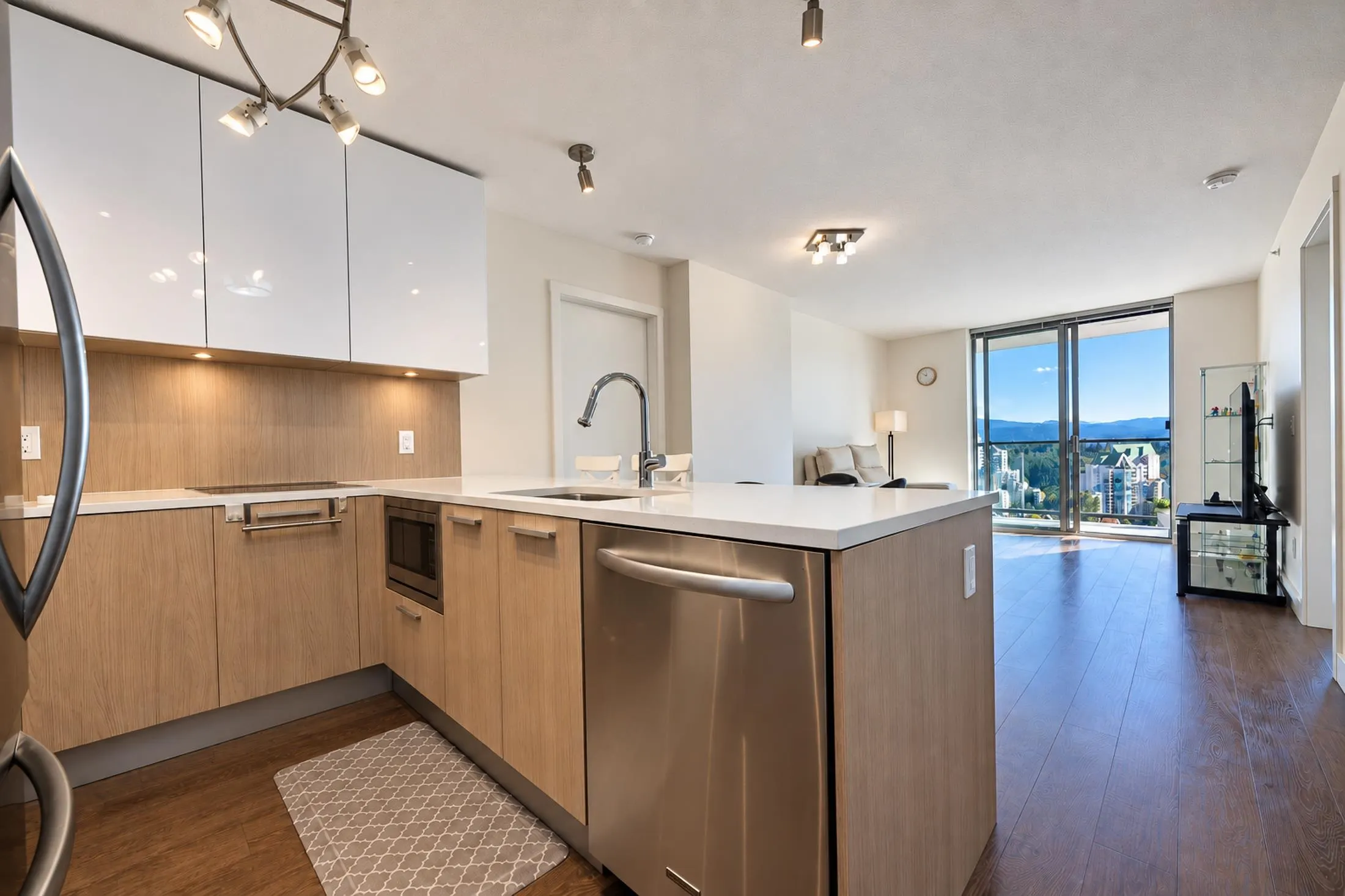 3007 Glen Drive #2602